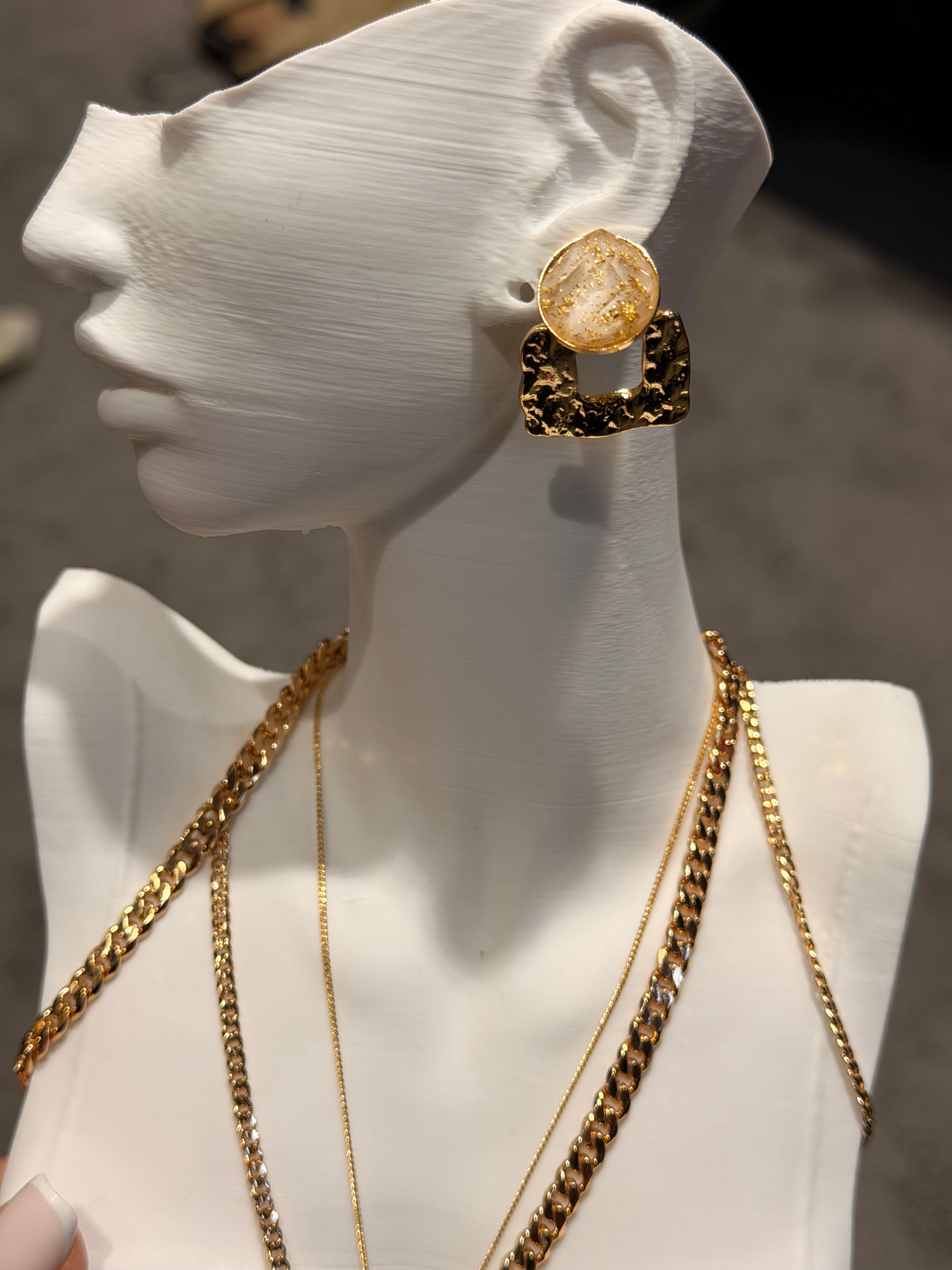 Vintage Doğal Taşlı Modern Tasarım Küpe Ürün ana görseli