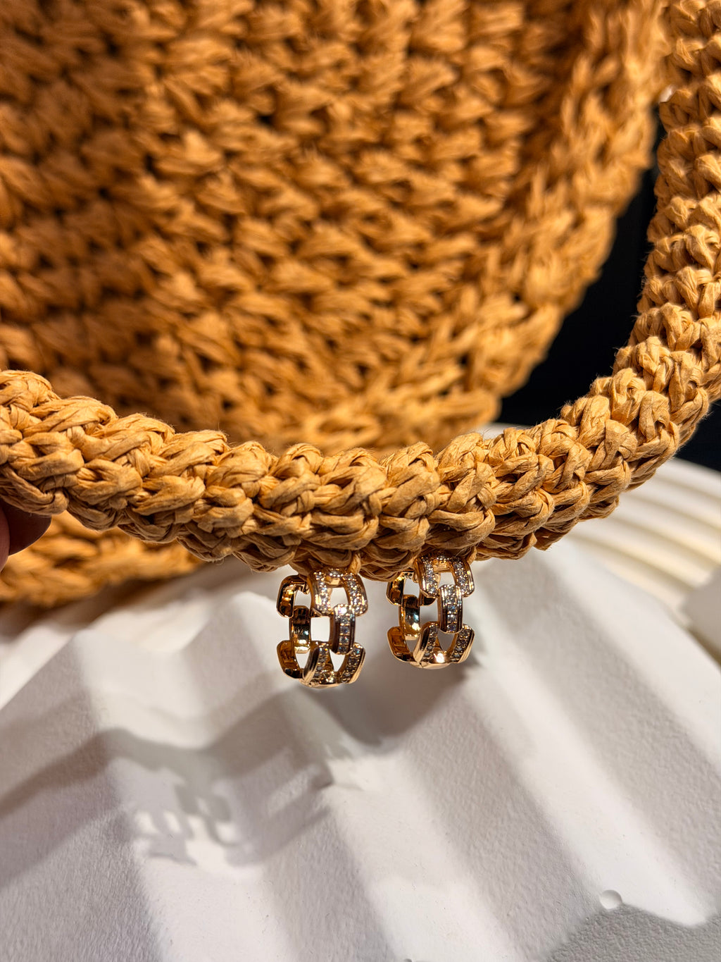 Xuping Zincir Halka Taşlı Model Küpe