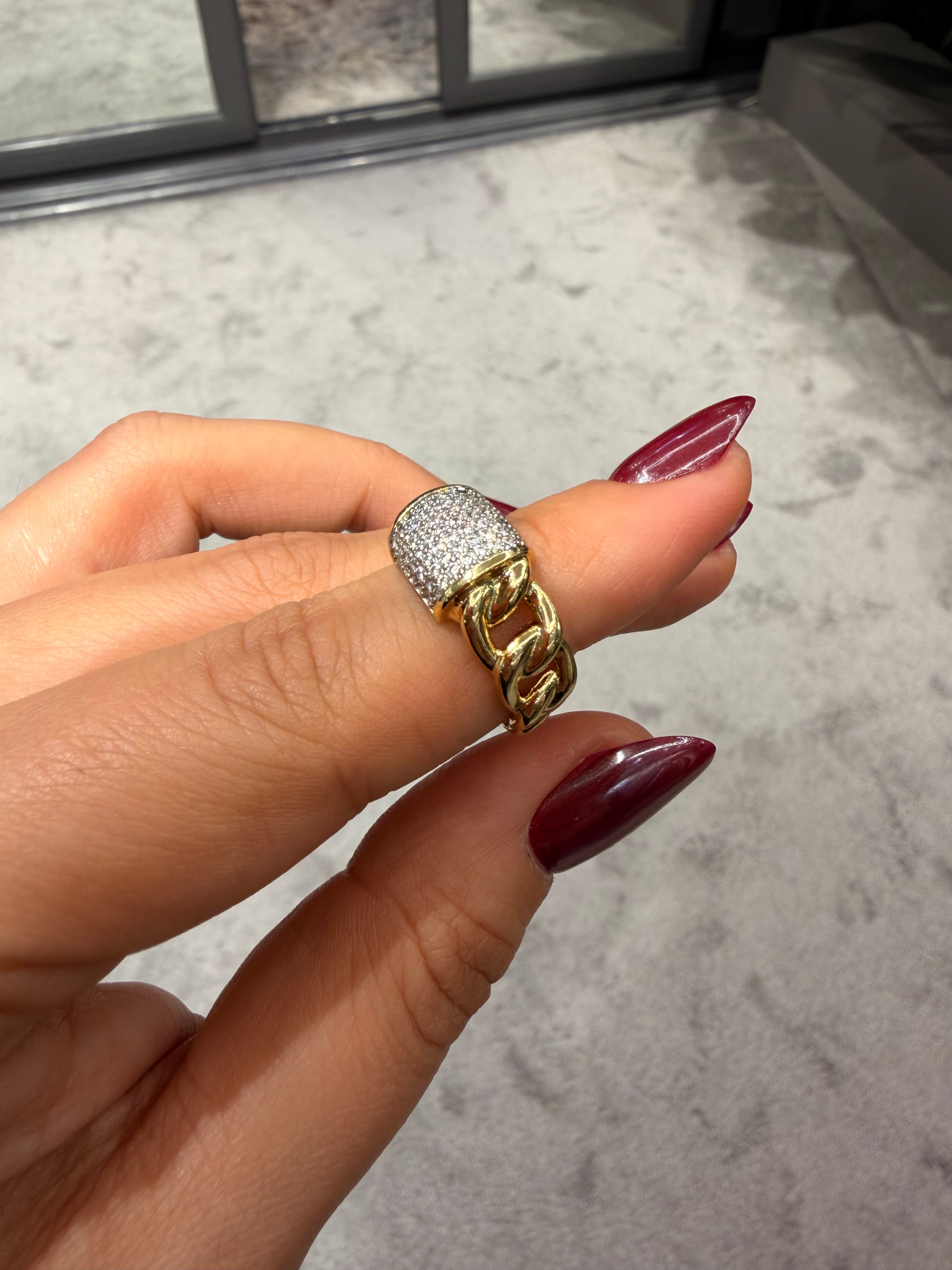 Örgülü Model Büyük Parlak Taş Detaylı Ayarlanabilir Yüzük Ürün ana görseli