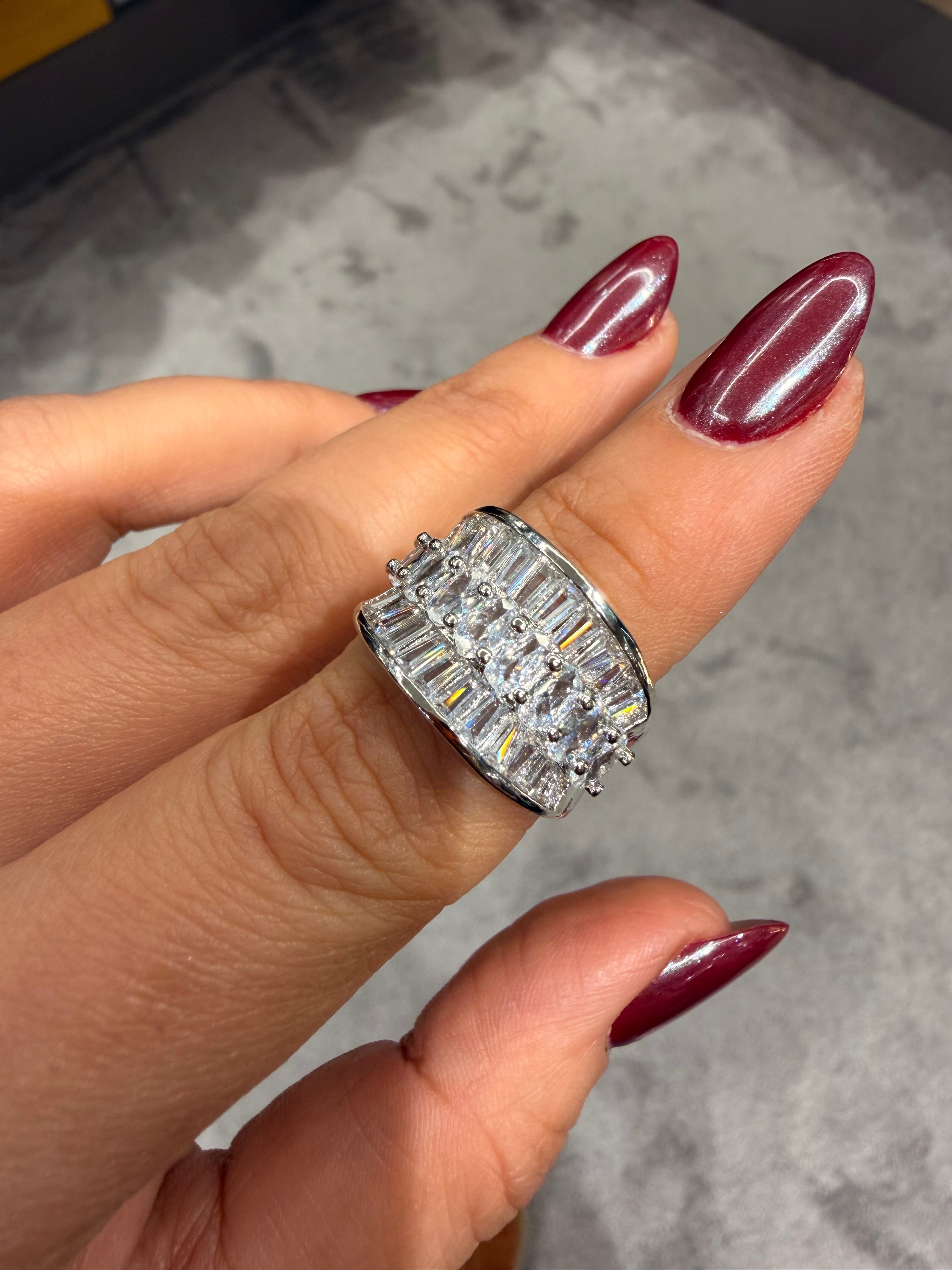 Geniş Pırlanta Taşlı Ayarlanabilir Silver Yüzük Ürün ikincil görseli