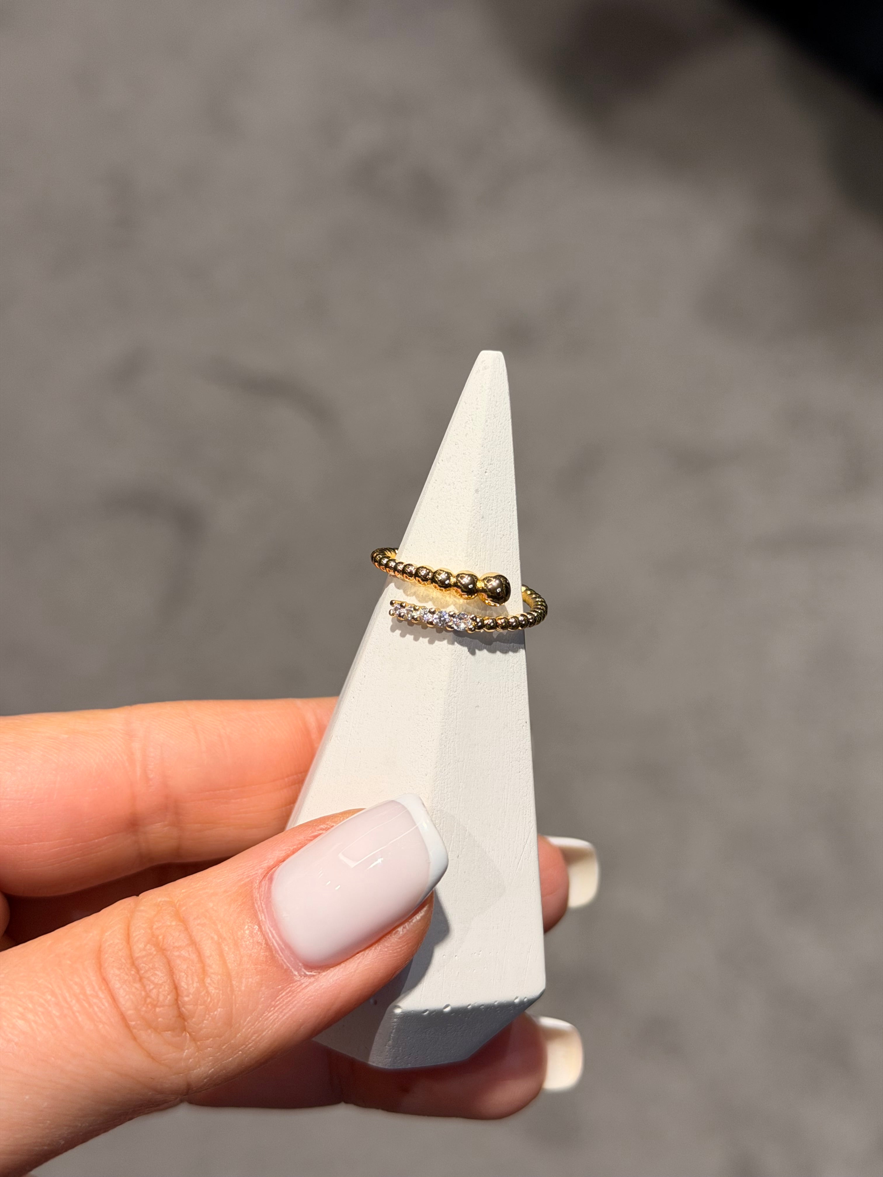 Tasarım Model Ayarlanabilir Yüzük Gold Ürün ikincil görseli