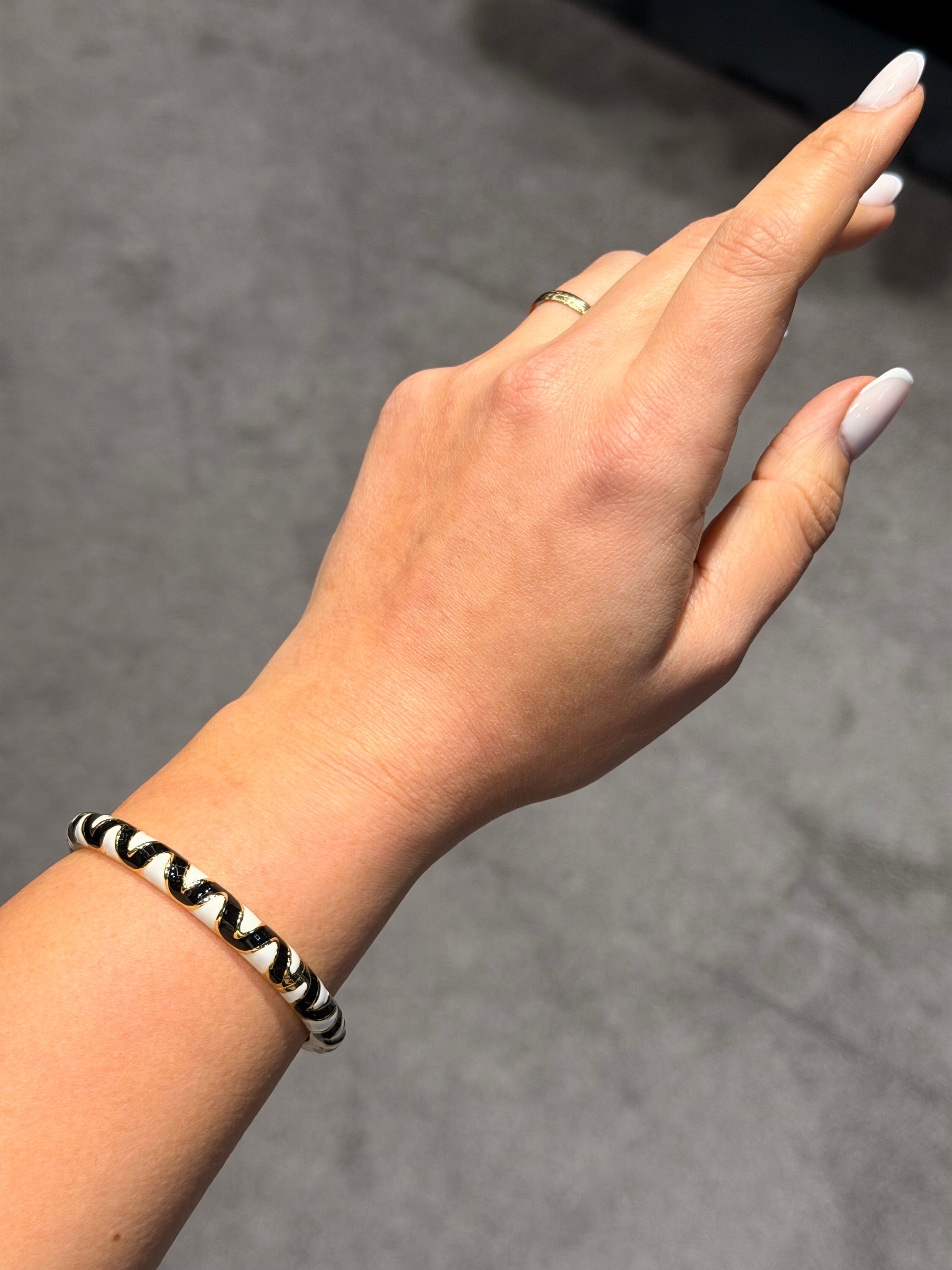 Renkli Detaylı Kelepçe Bileklik