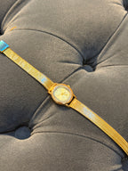 Vintage Model Paslanmaz Çelik Kadın Saat Gold