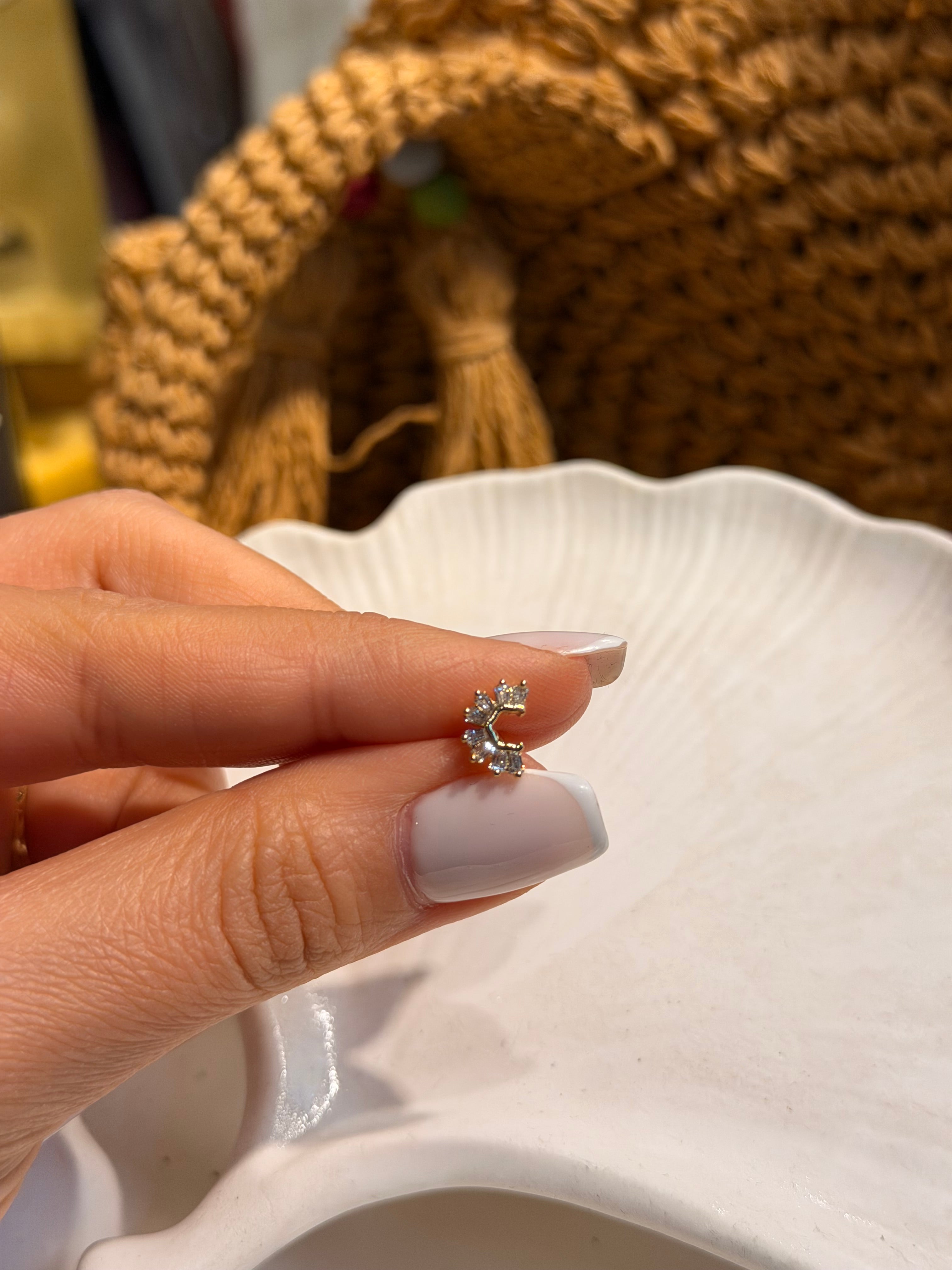 Taşlı Yarım Ay Model Cerrahi Piercing Ürün ana görseli