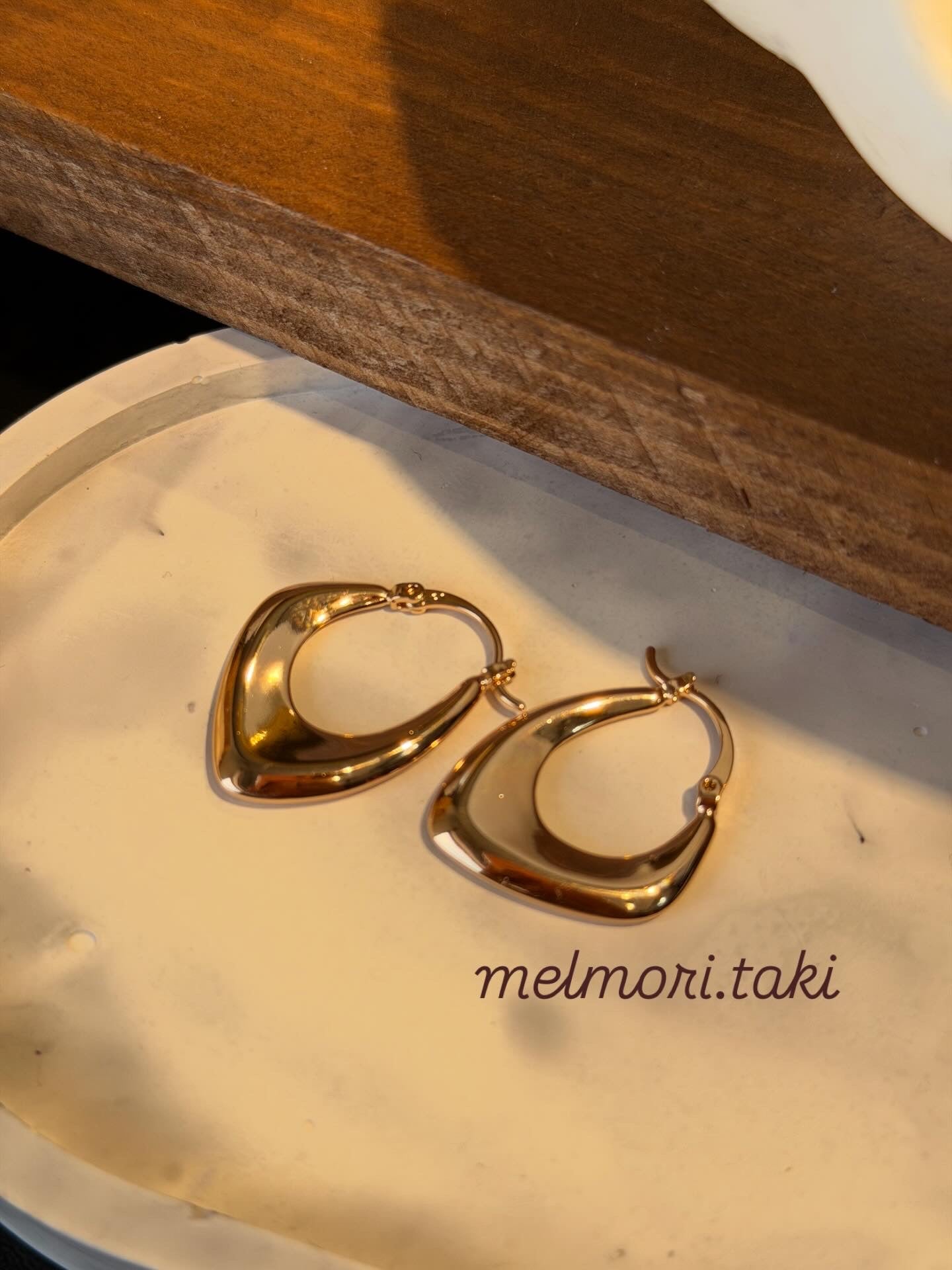 Xuping Vıntage Model Küpe Ürün ana görseli