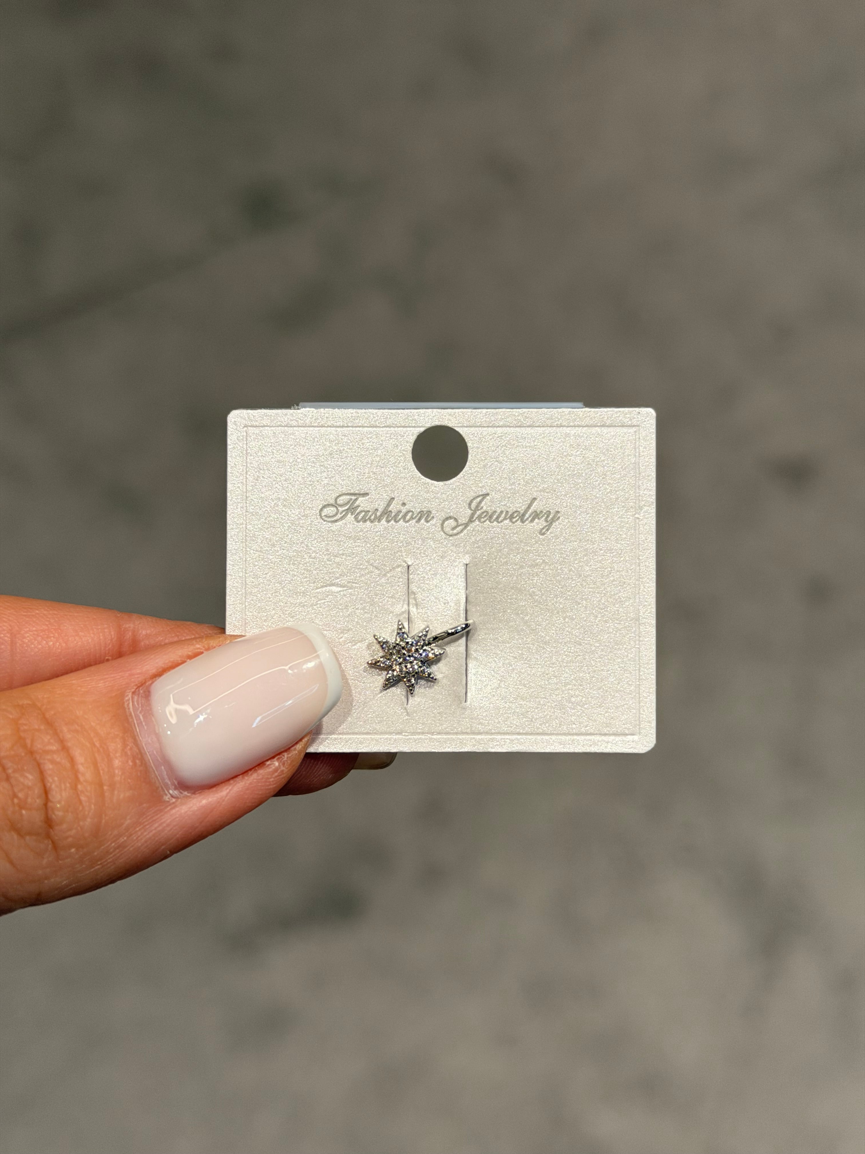 Ear Cuff ( Deliksiz Kıkırdak Küpesi ) Ürün ana görseli