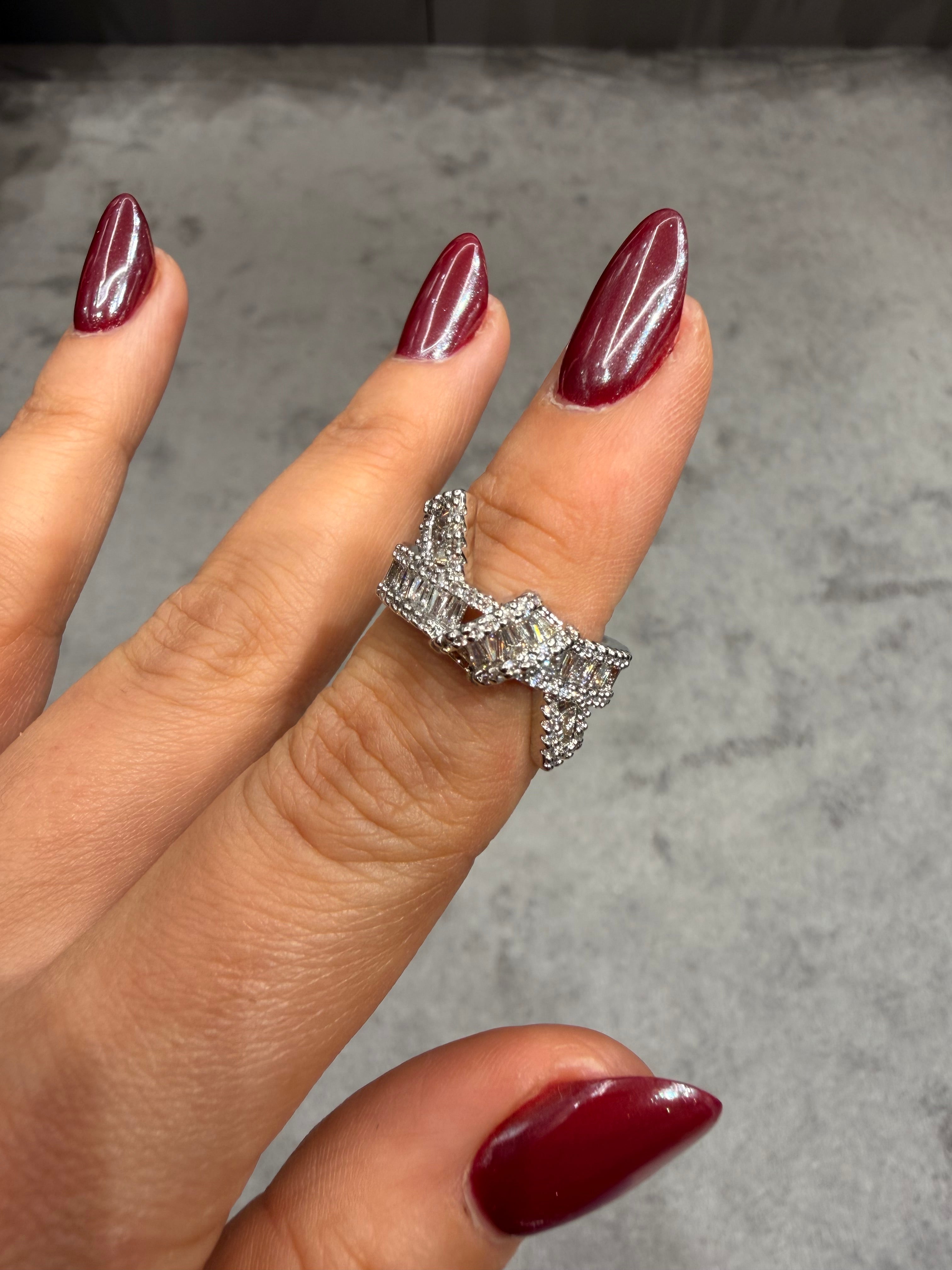 Pırlanta Düğüm Model Ayarlanabilir Silver Yüzük