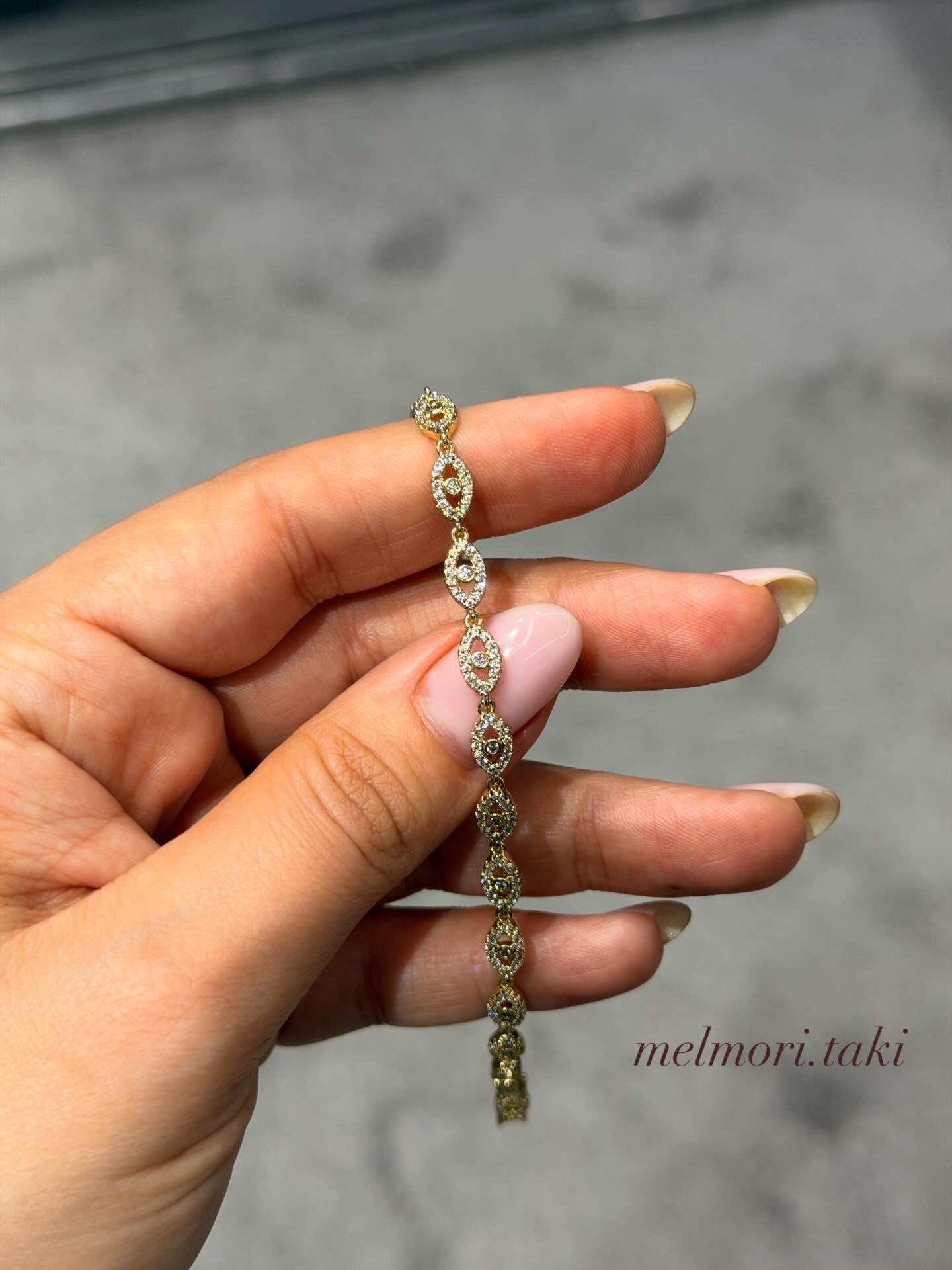 Xuping Seri 14k Altın Kaplama Taşlı Model Bileklik