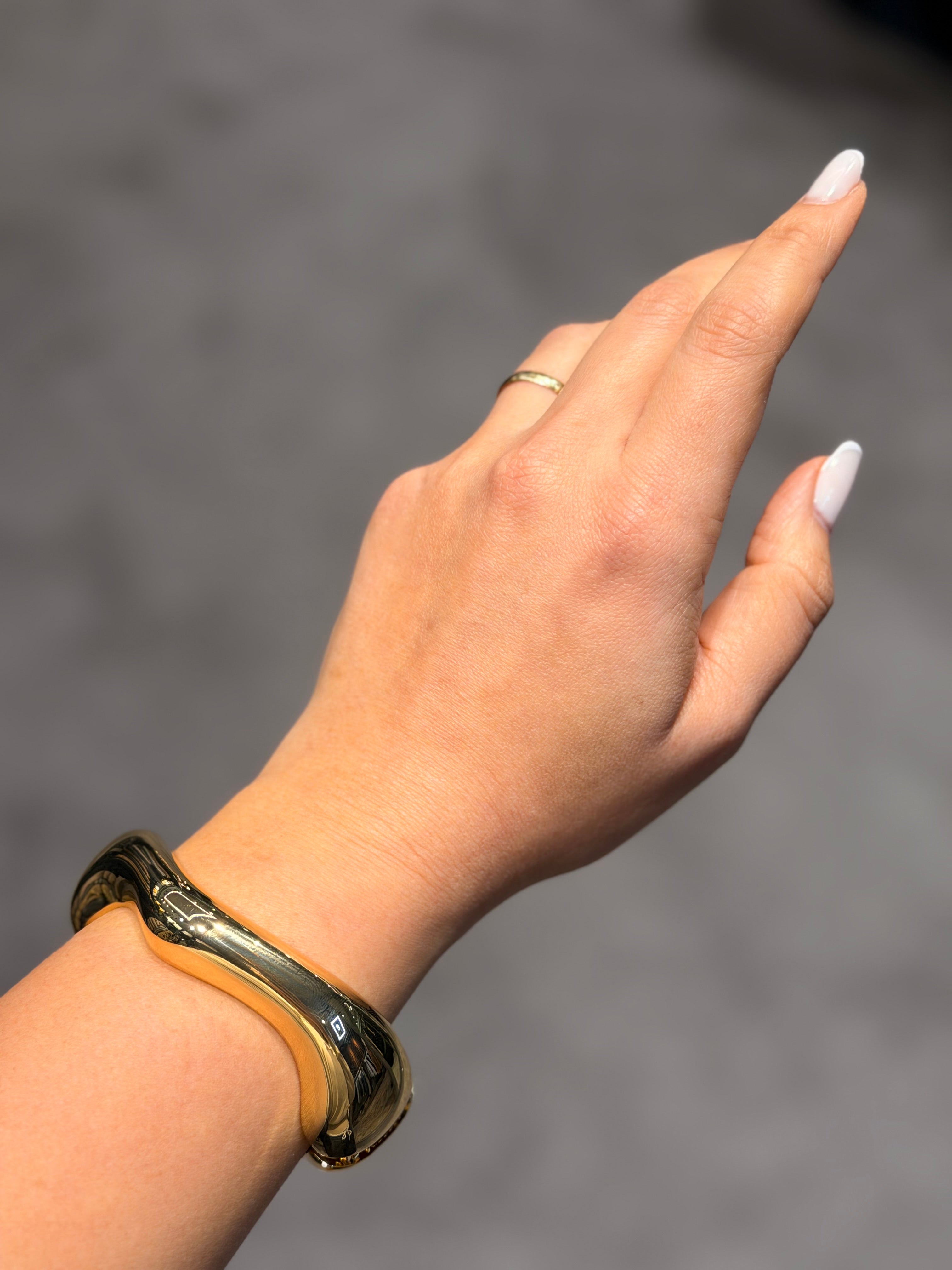 Tasarım Dalgalı Bileklik