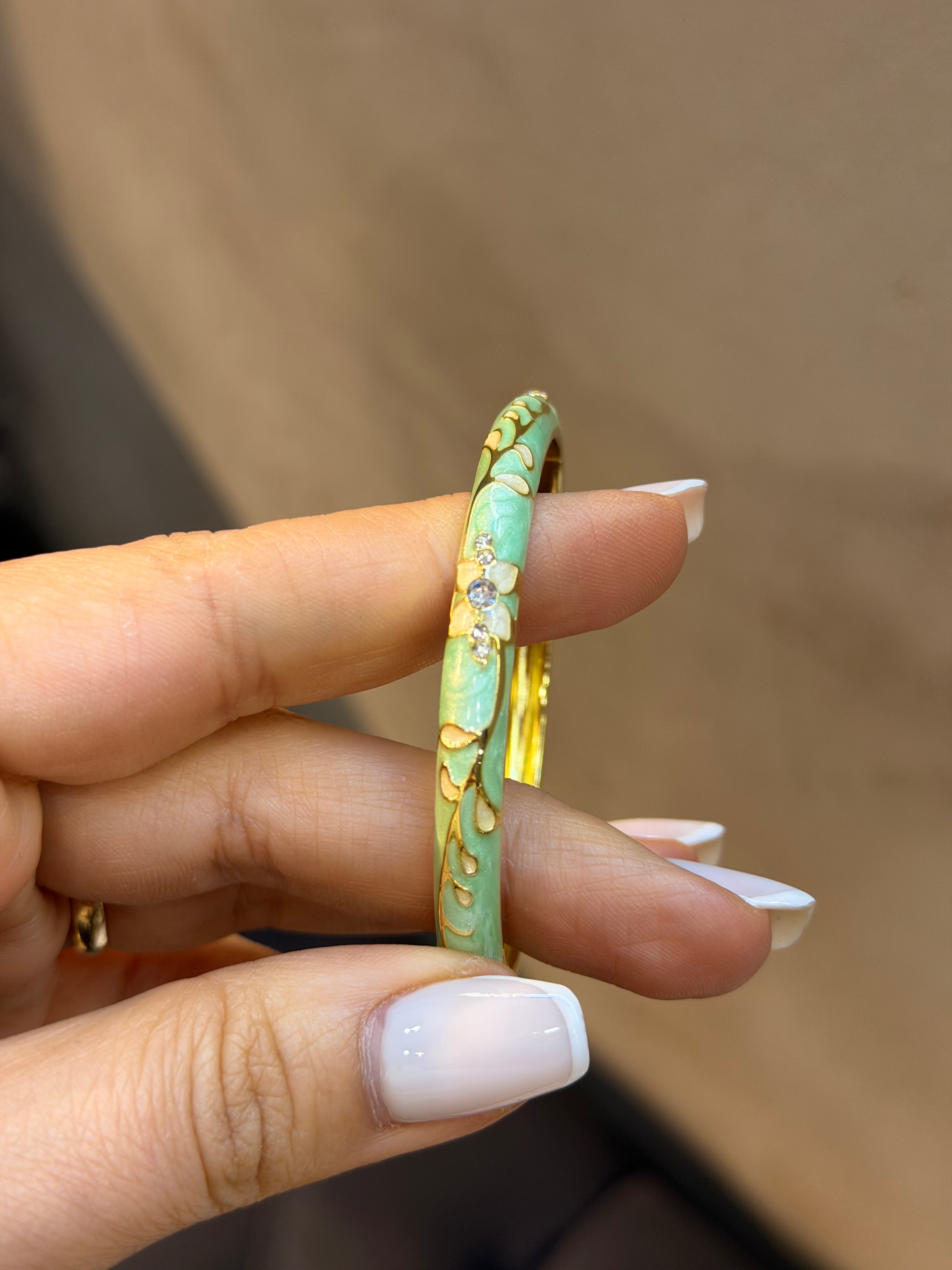 Renkli Detaylı Kelepçe Bileklik