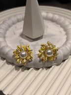 Çiçek Model Küpe