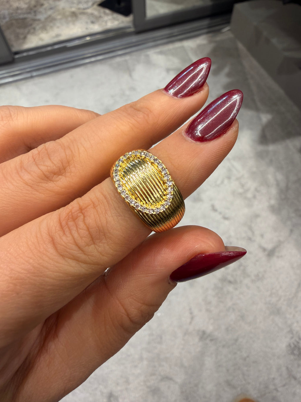 Kalın Tasarım Ayarlanabilir Gold Yüzük