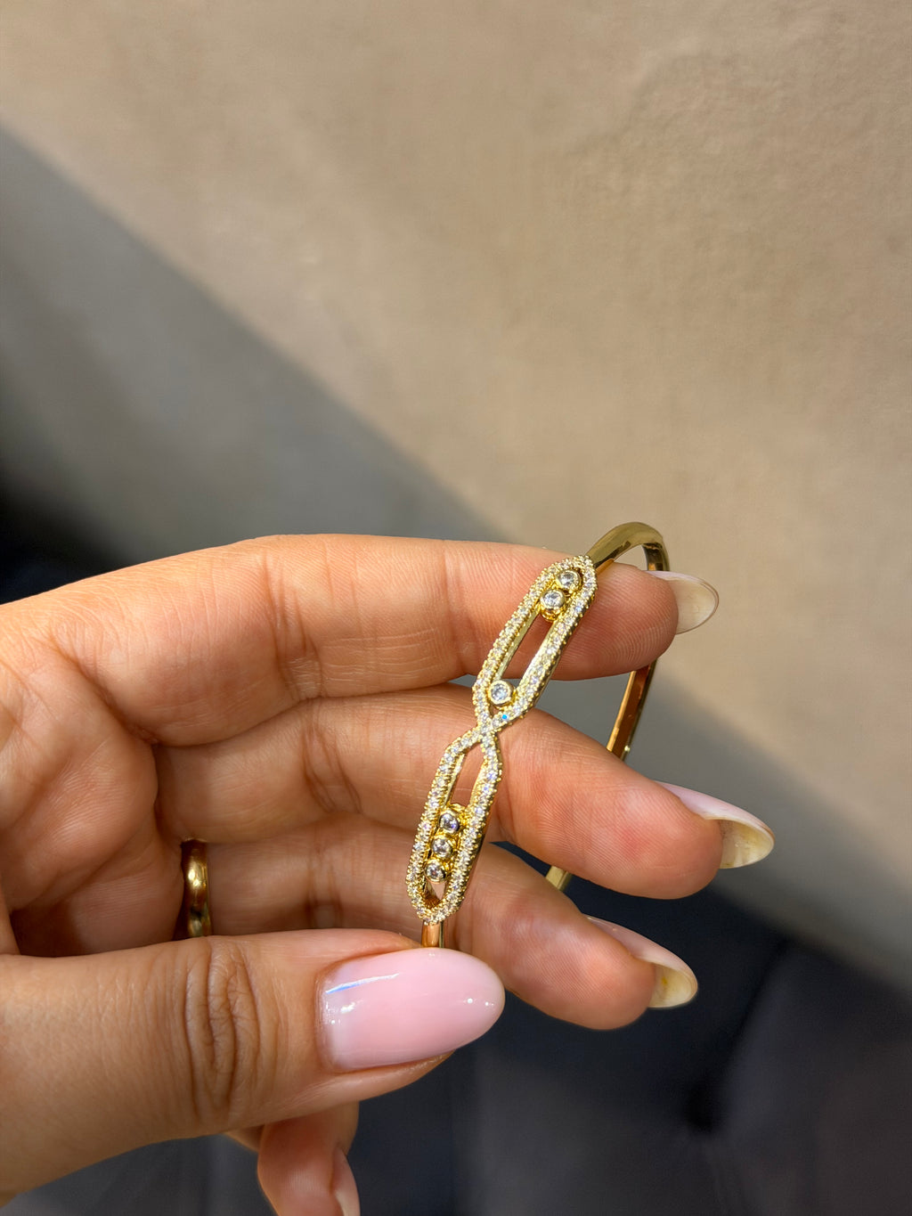 Xuping Kelepçe Bileklik