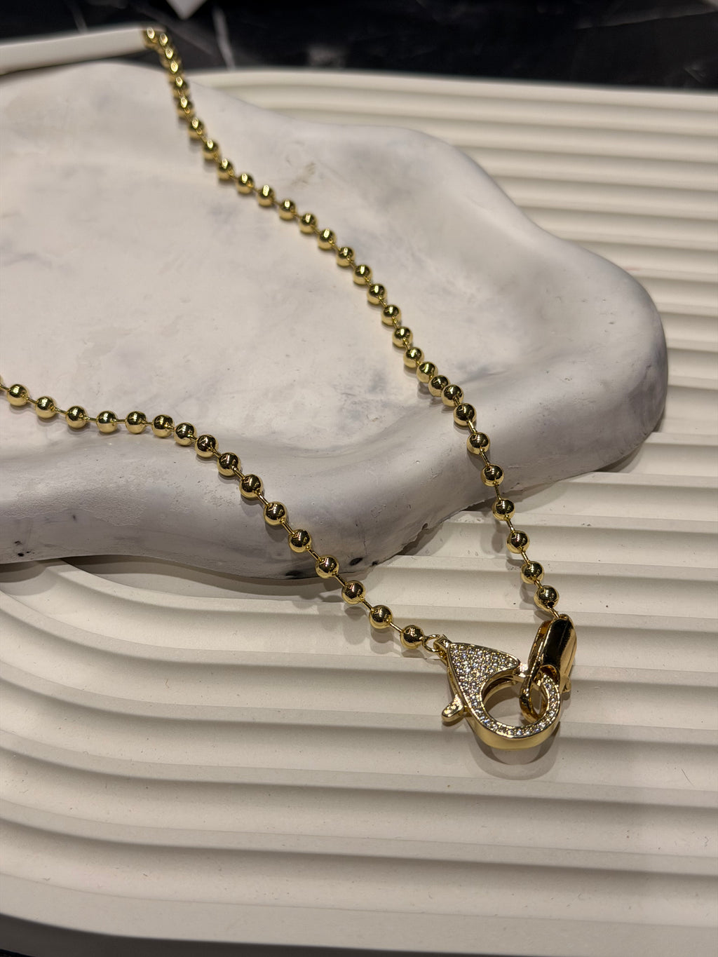 14k Tasarım Kelepçeli Model Kolye