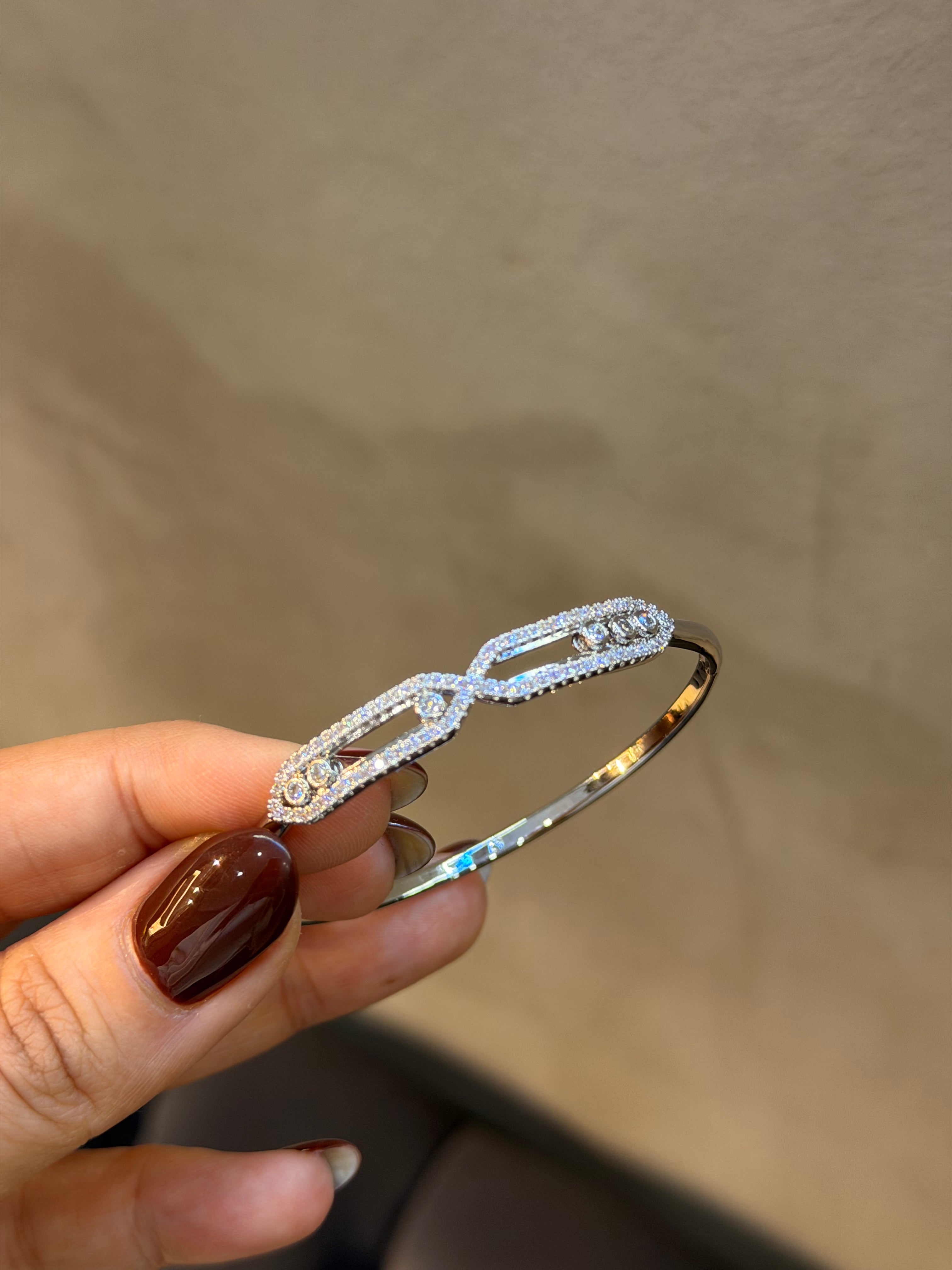 Xuping Kelepçe Bileklik