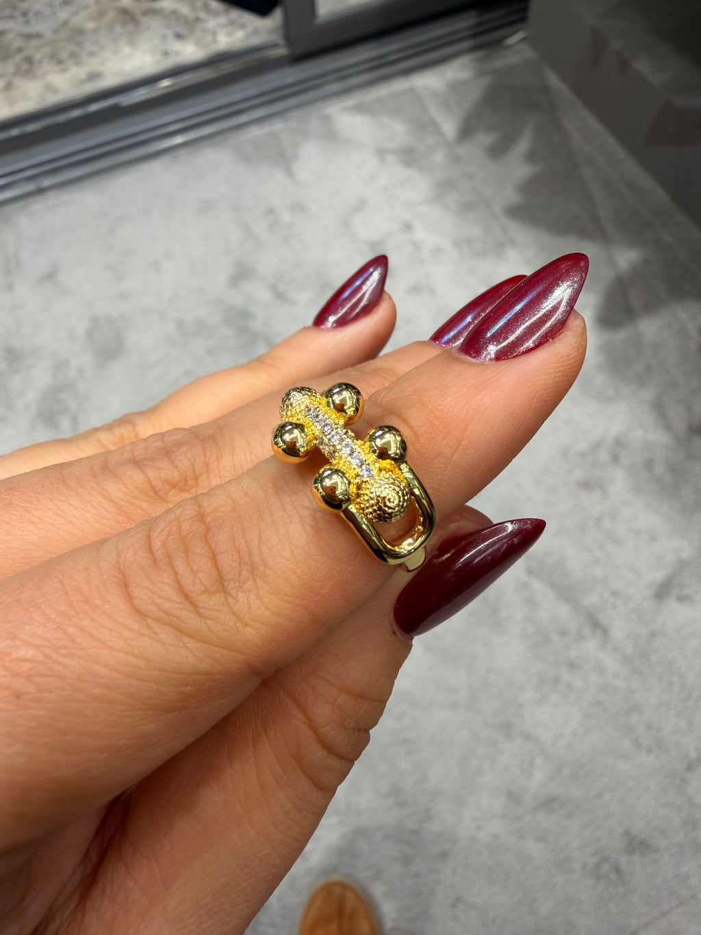 Marka Model Tasarım Taşlı Ayarlanabilir Yüzük Gold