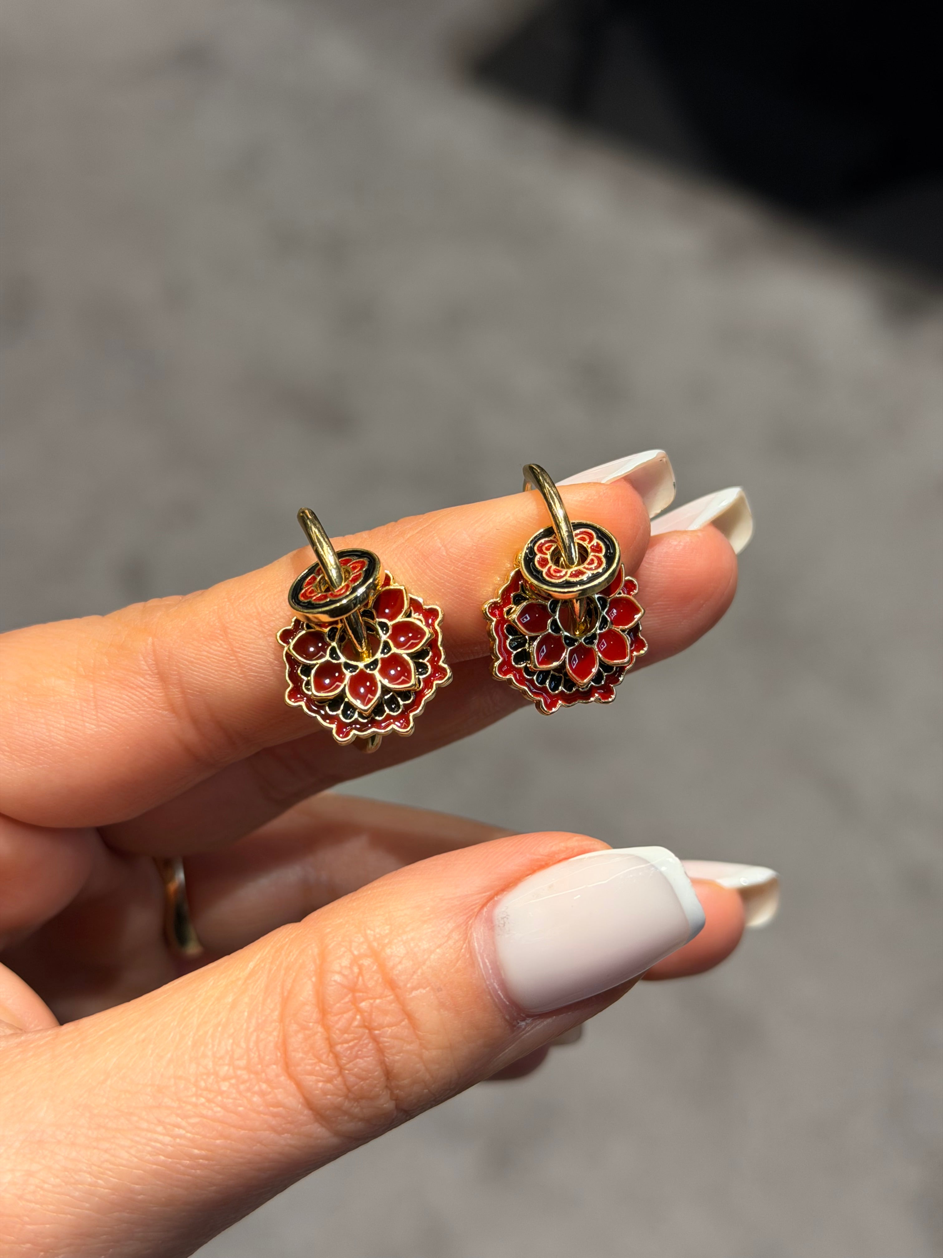 Etnik Kırmızı Model Küpe Ürün ikincil görseli