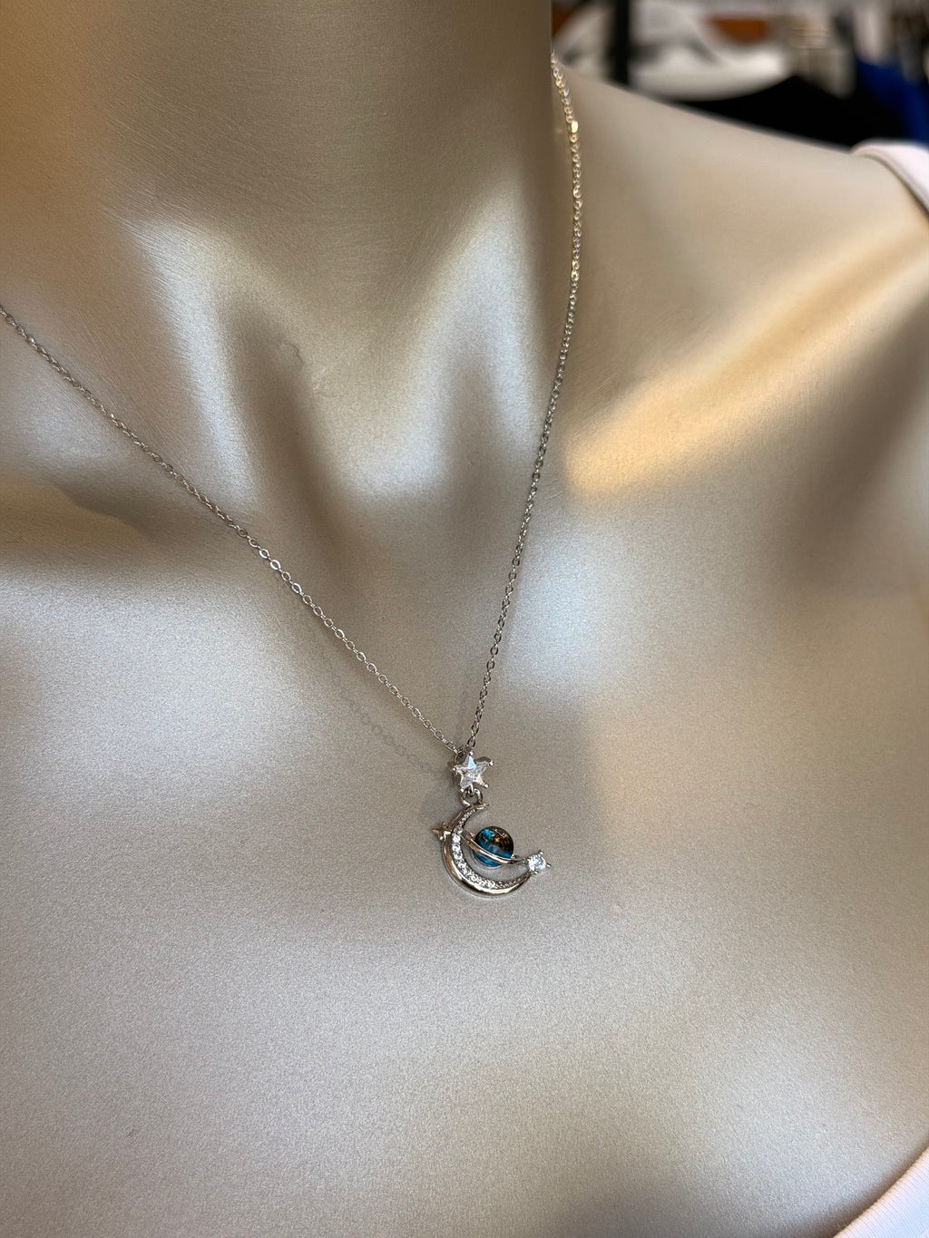 Gezegen Model Taşlı  Kolye Silver