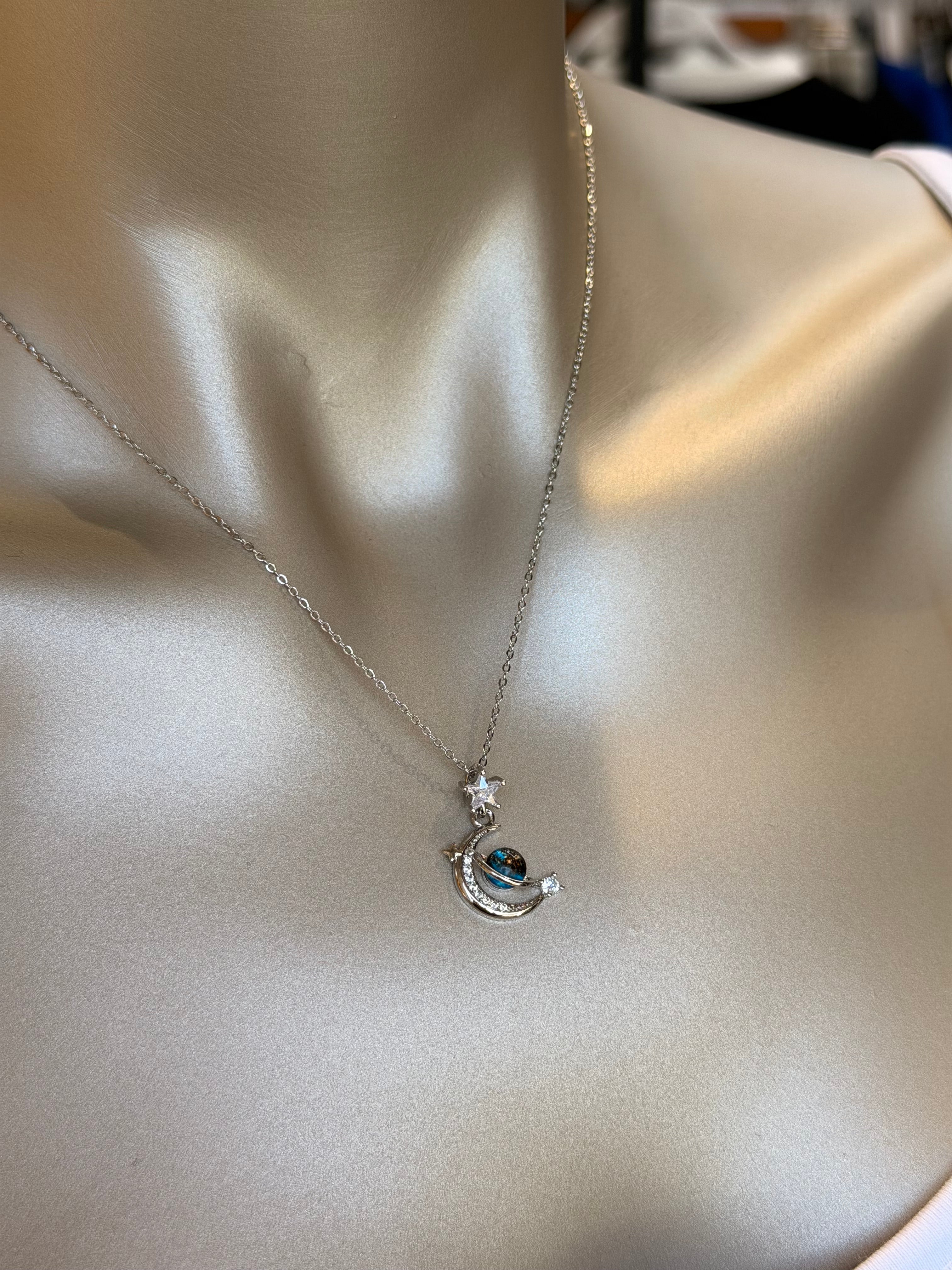 Gezegen Model Taşlı  Kolye Silver