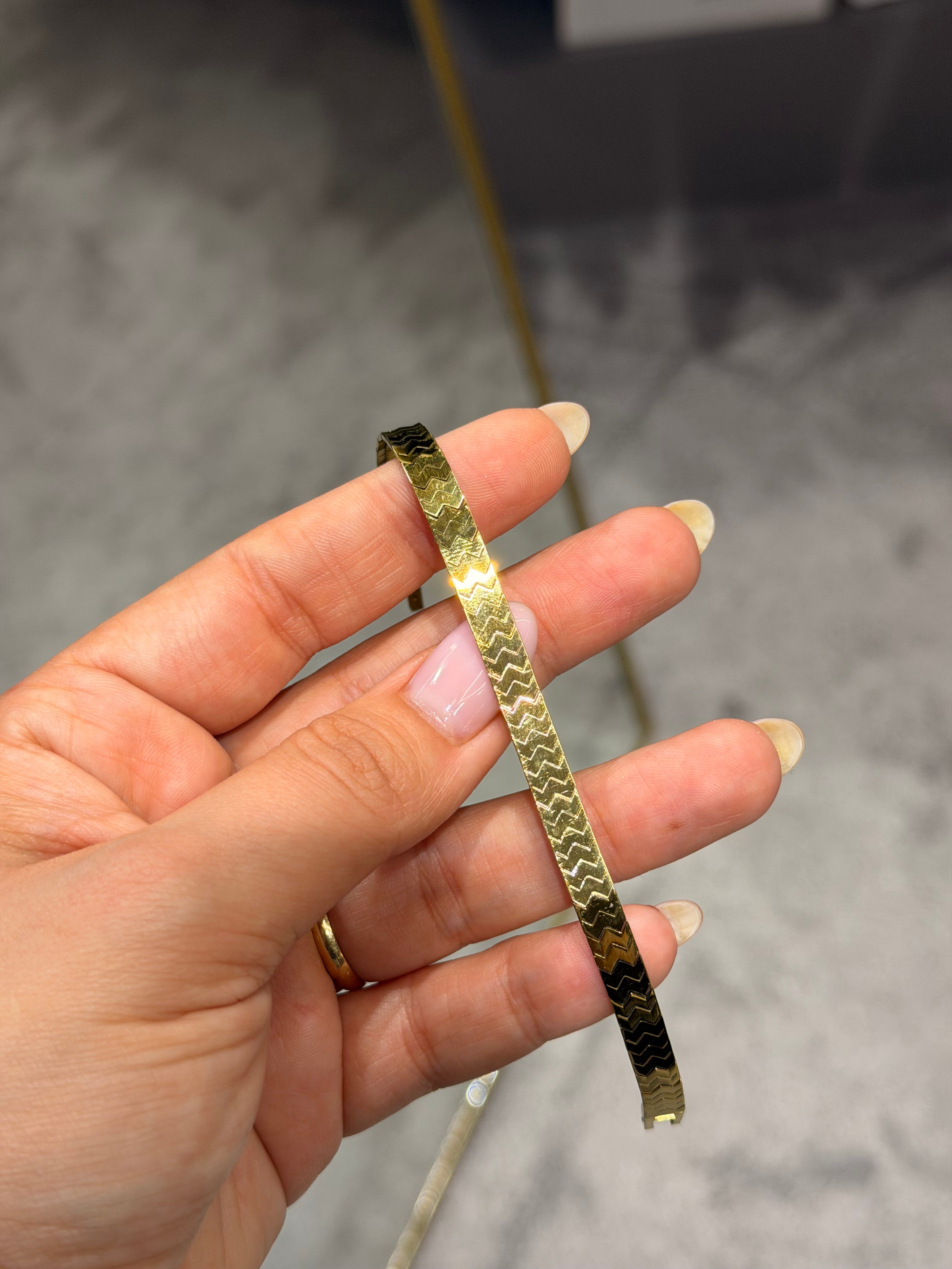 Xuping Seri 14k Altın Kaplama Zikzak Model Bileklik