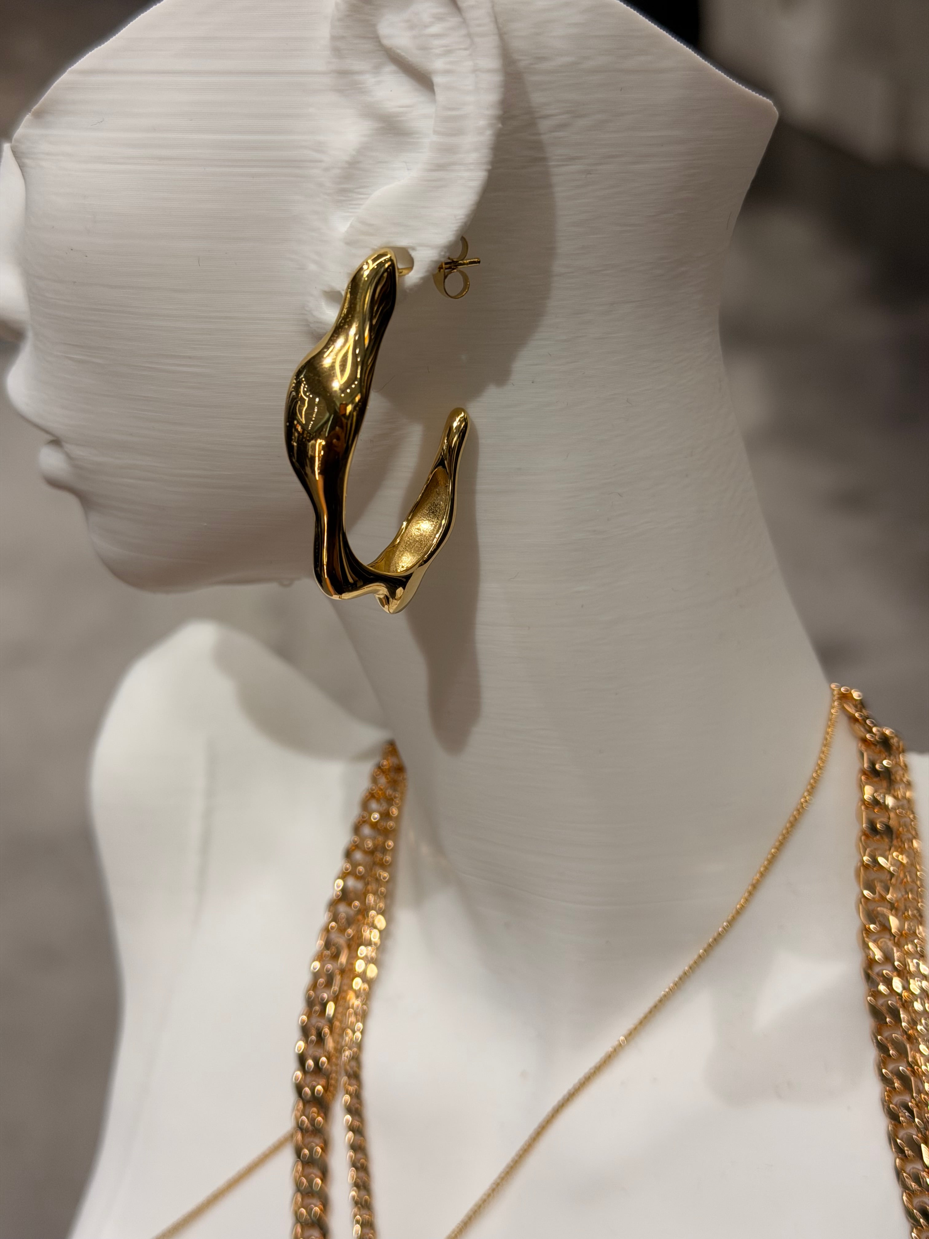 Tasarım Kemik Model Küpe Gold Ürün ikincil görseli