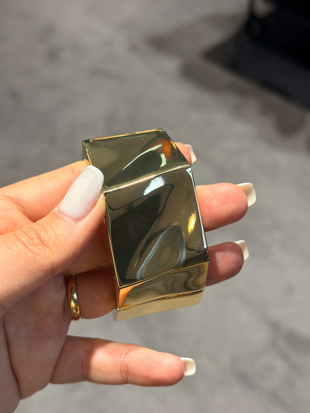 Golden Edge Kalın Bileklik