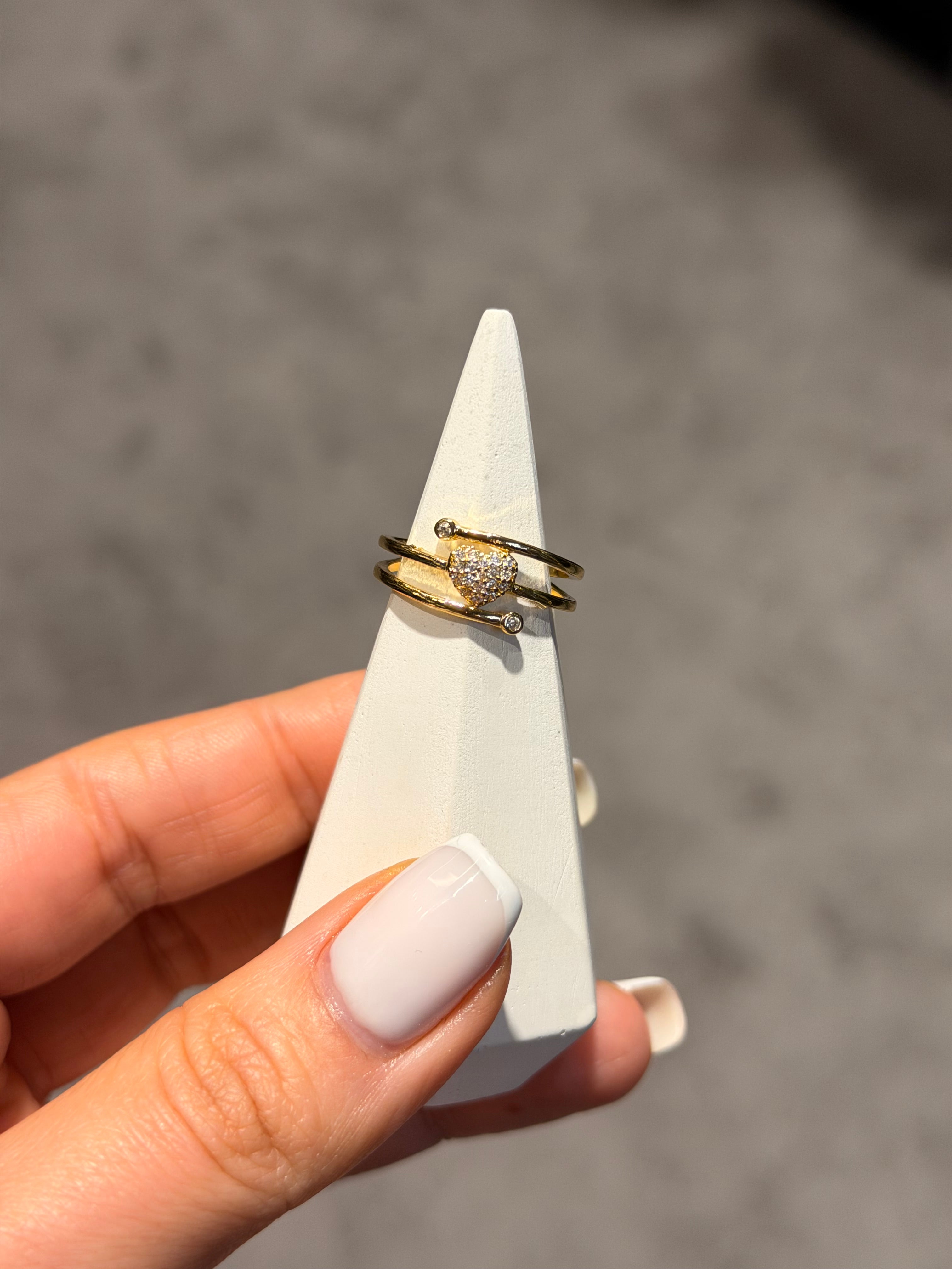 Şeritli Kalp Model Ayarlanabilir Yüzük Gold