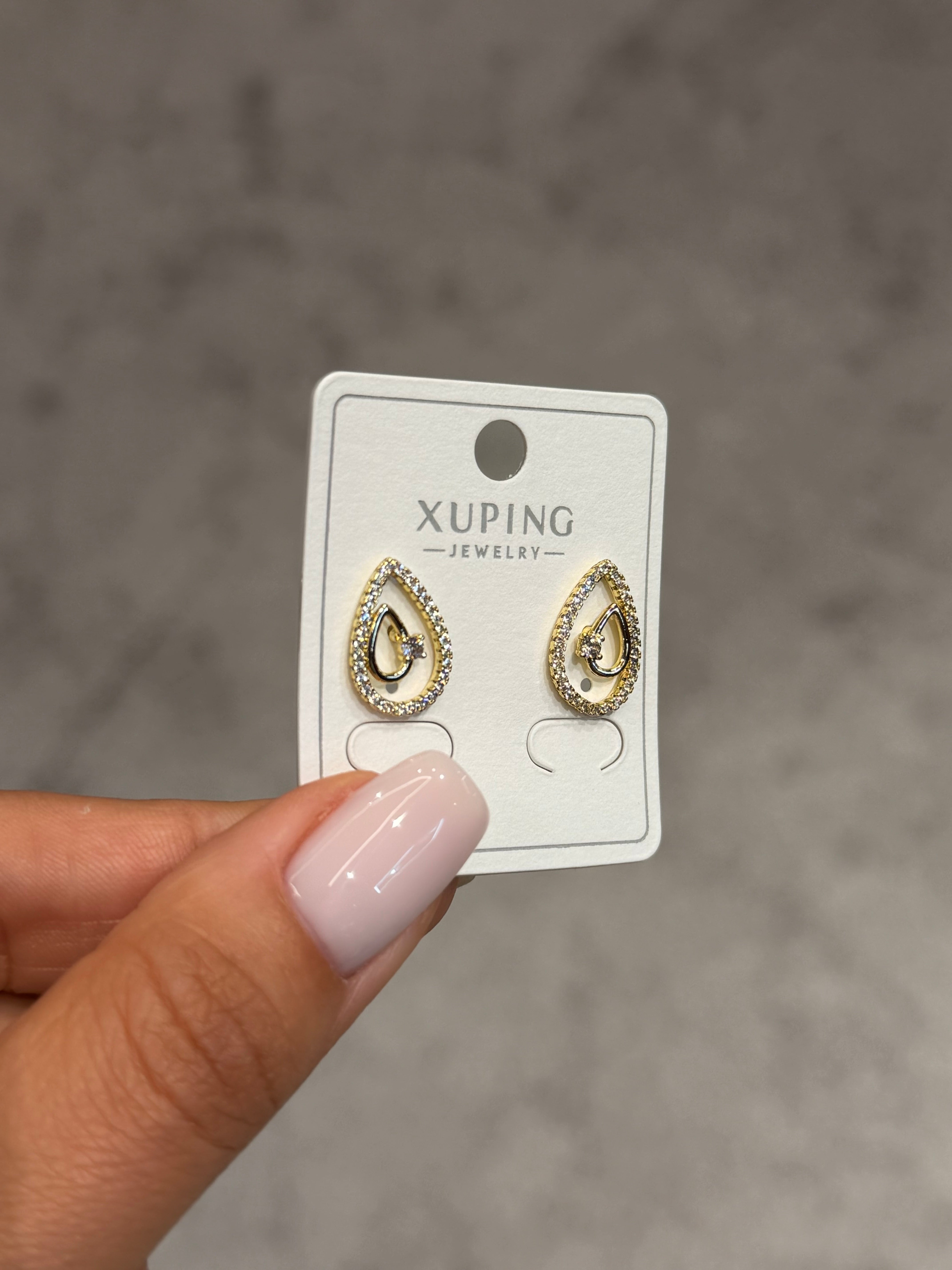 14k Tasarım Model Küpe Ürün ikincil görseli