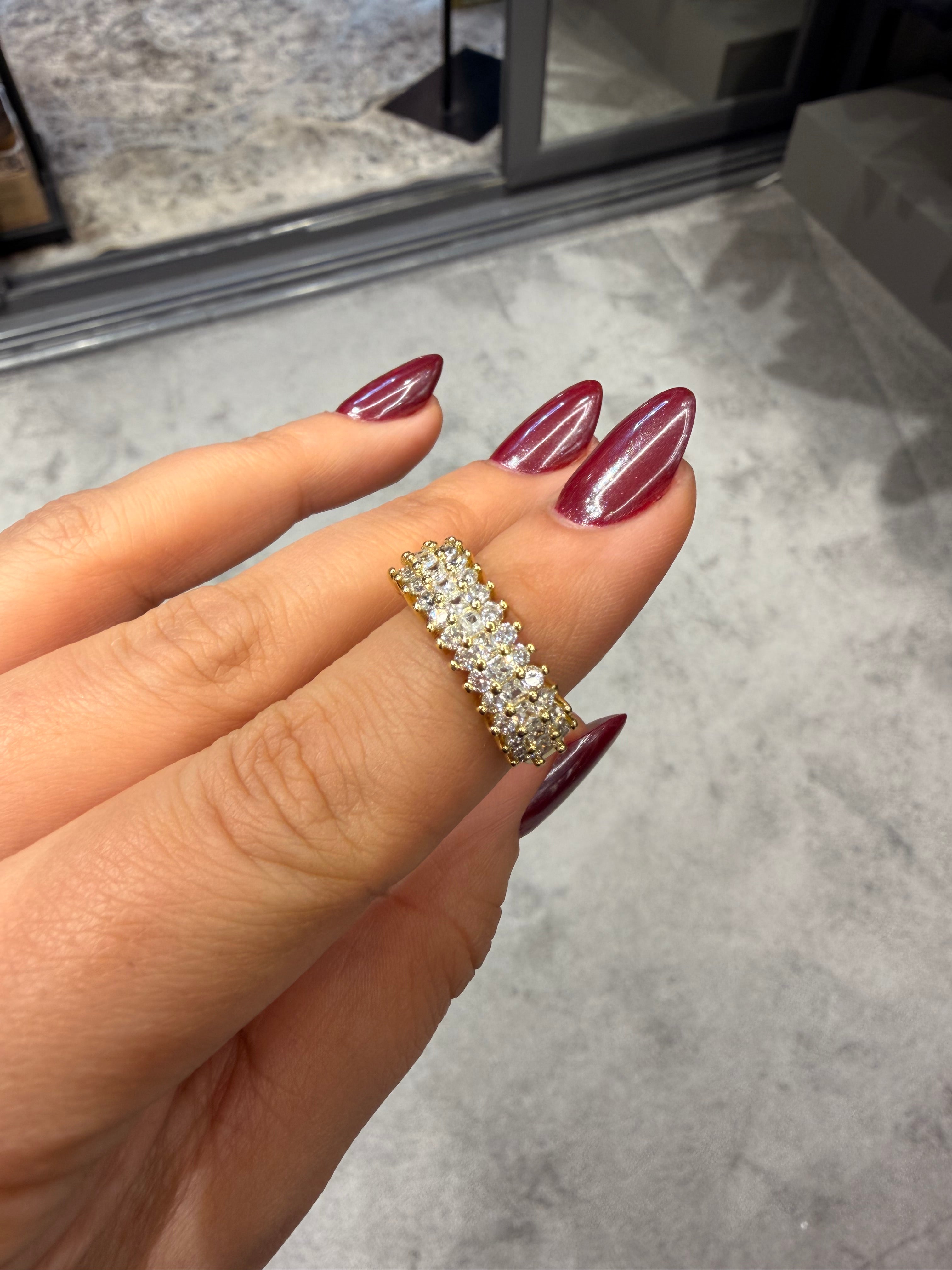 Tam Tur Pırlanta Model Ayarlanabilir Yüzük