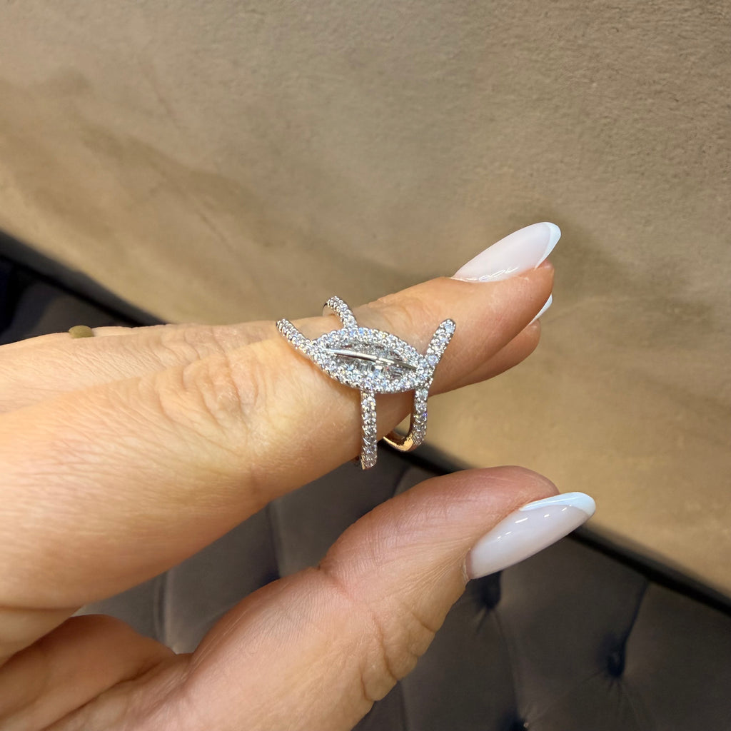 Yaprak Taşlı Model Ayarlanabilir Silver Yüzük