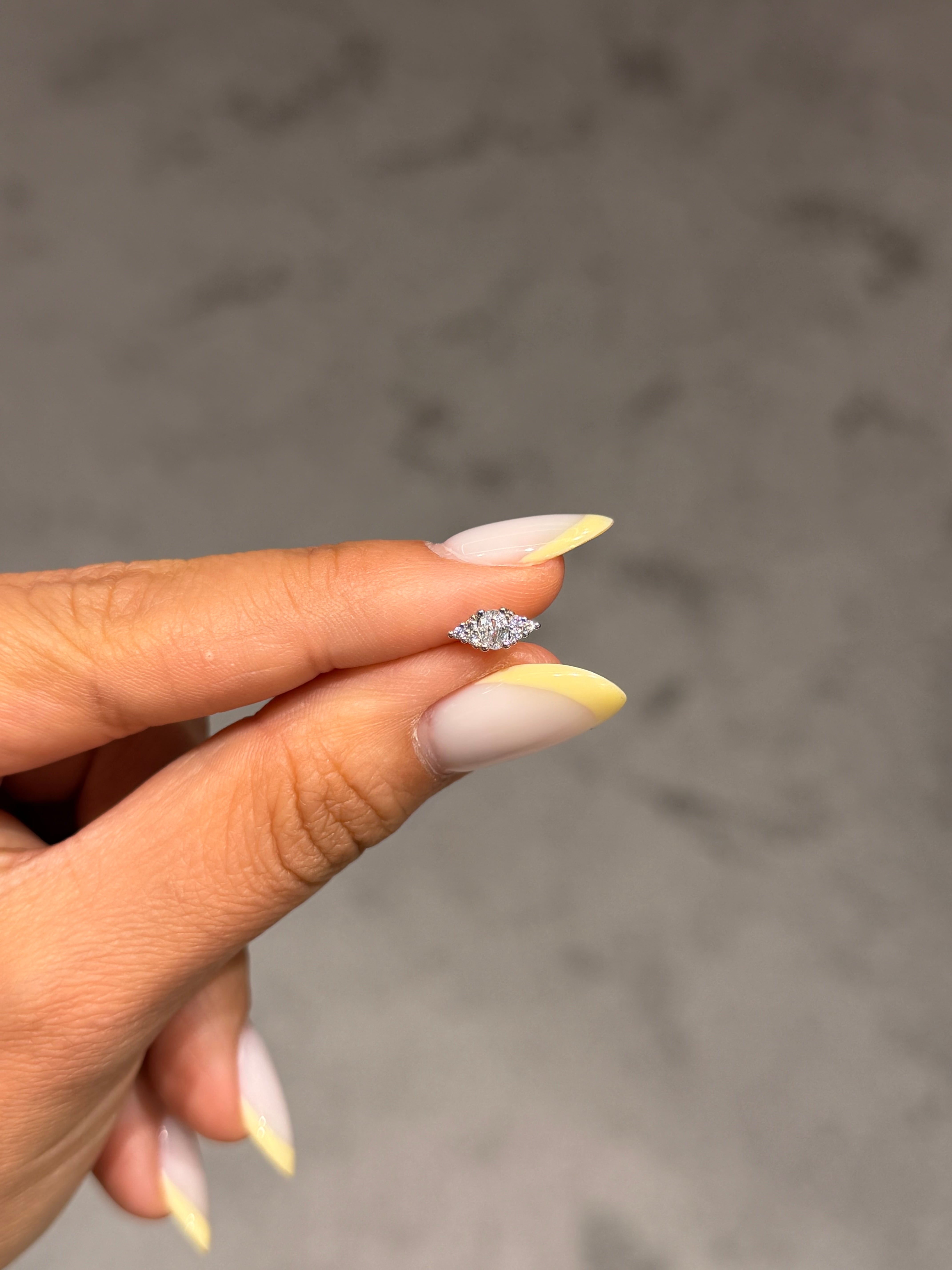 Pırlanta Göz Model Cerrahi Piercing Silver Ürün ana görseli