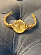 Vintage Model Paslanmaz Çelik Kadın Saat Gold