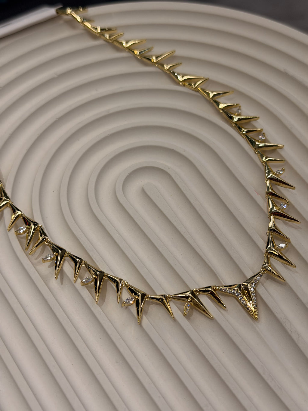 Modern Tasarım Gold Kolye