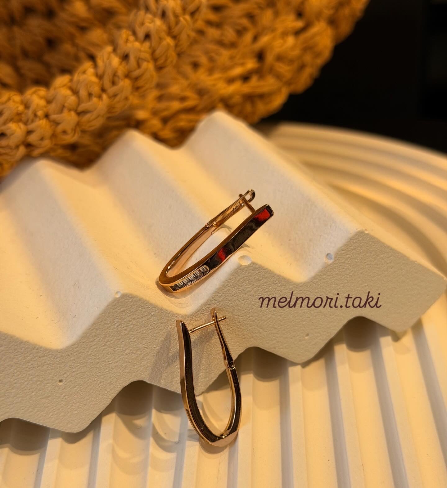 Xuping Uzun Halka Taşlı Model Küpe