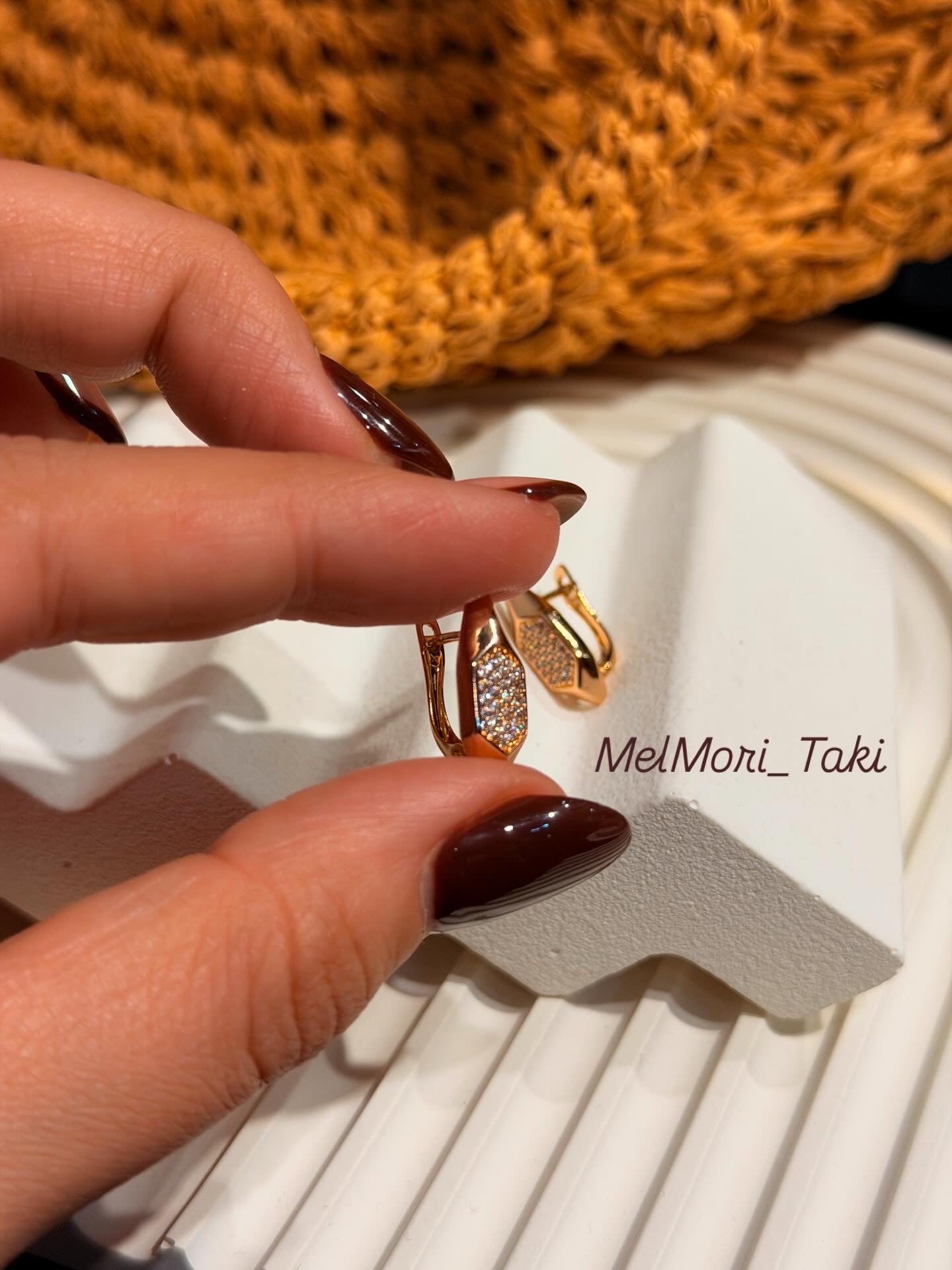 Xuping Vıntage Modern Taşlı Model Küpe