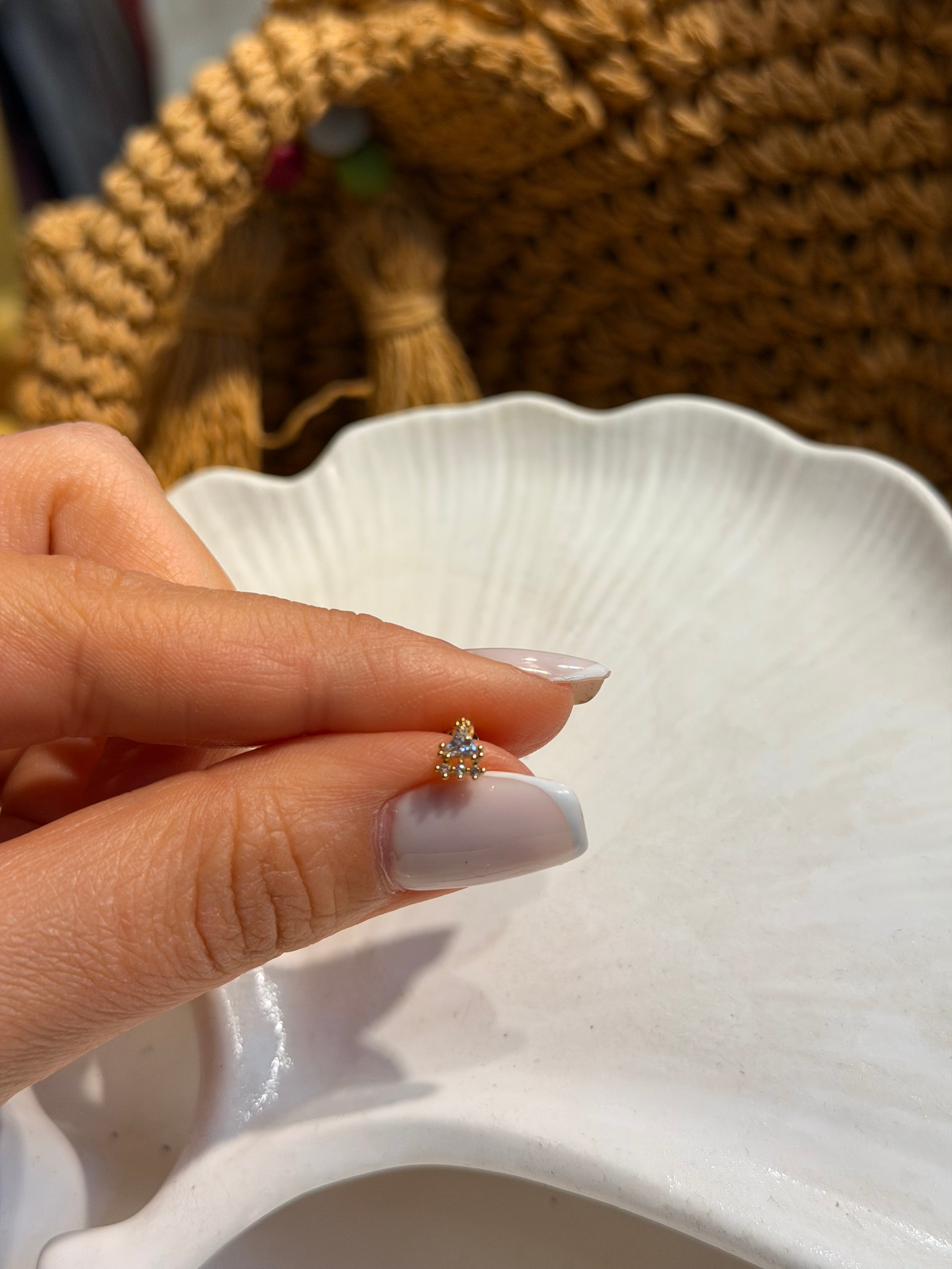 Geometrik Mini Ev Model Cerrahi Piercing Gold Ürün ana görseli