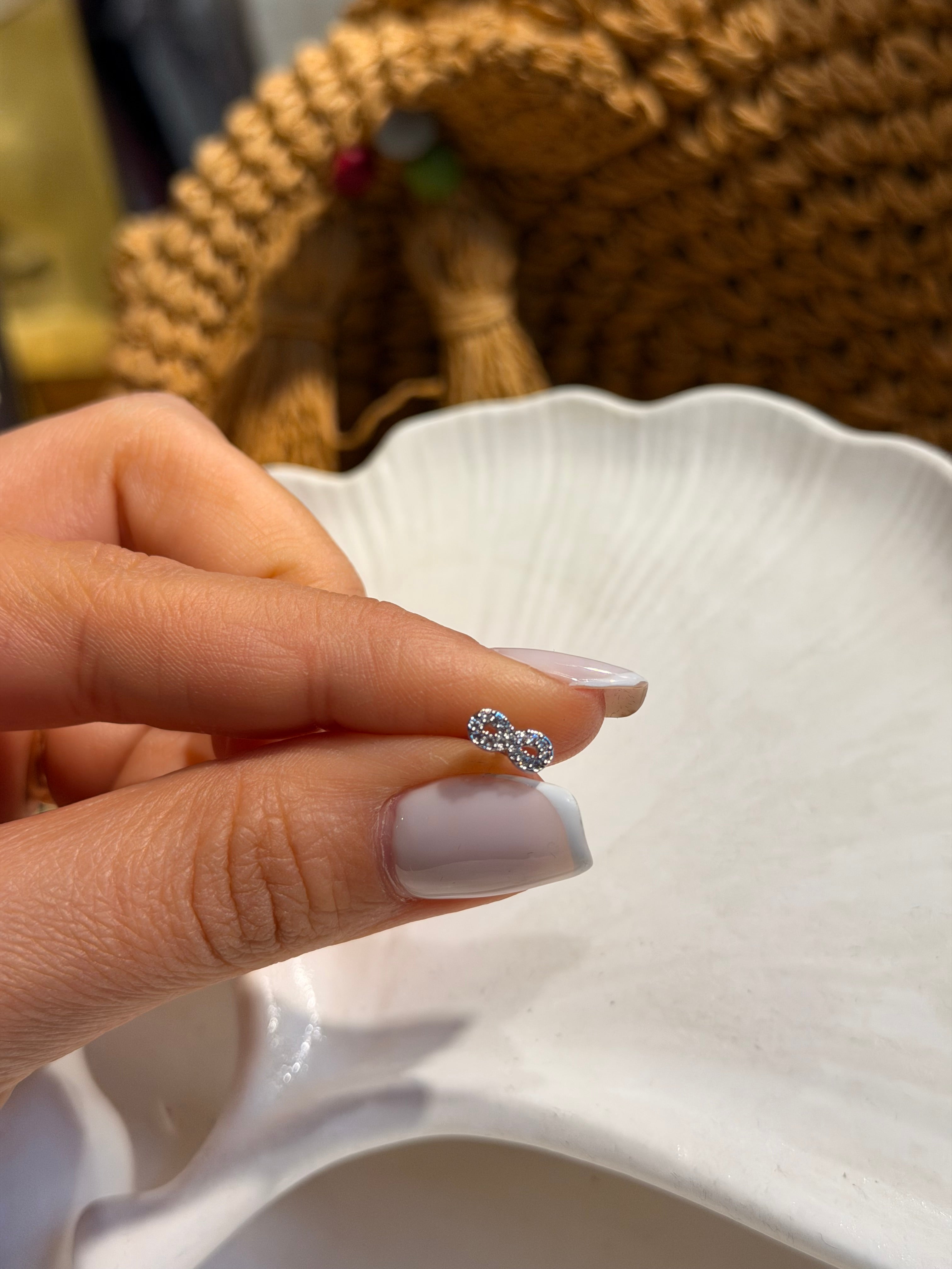 Taşlı Sonsuzluk Model Cerrahi Piercing Silver