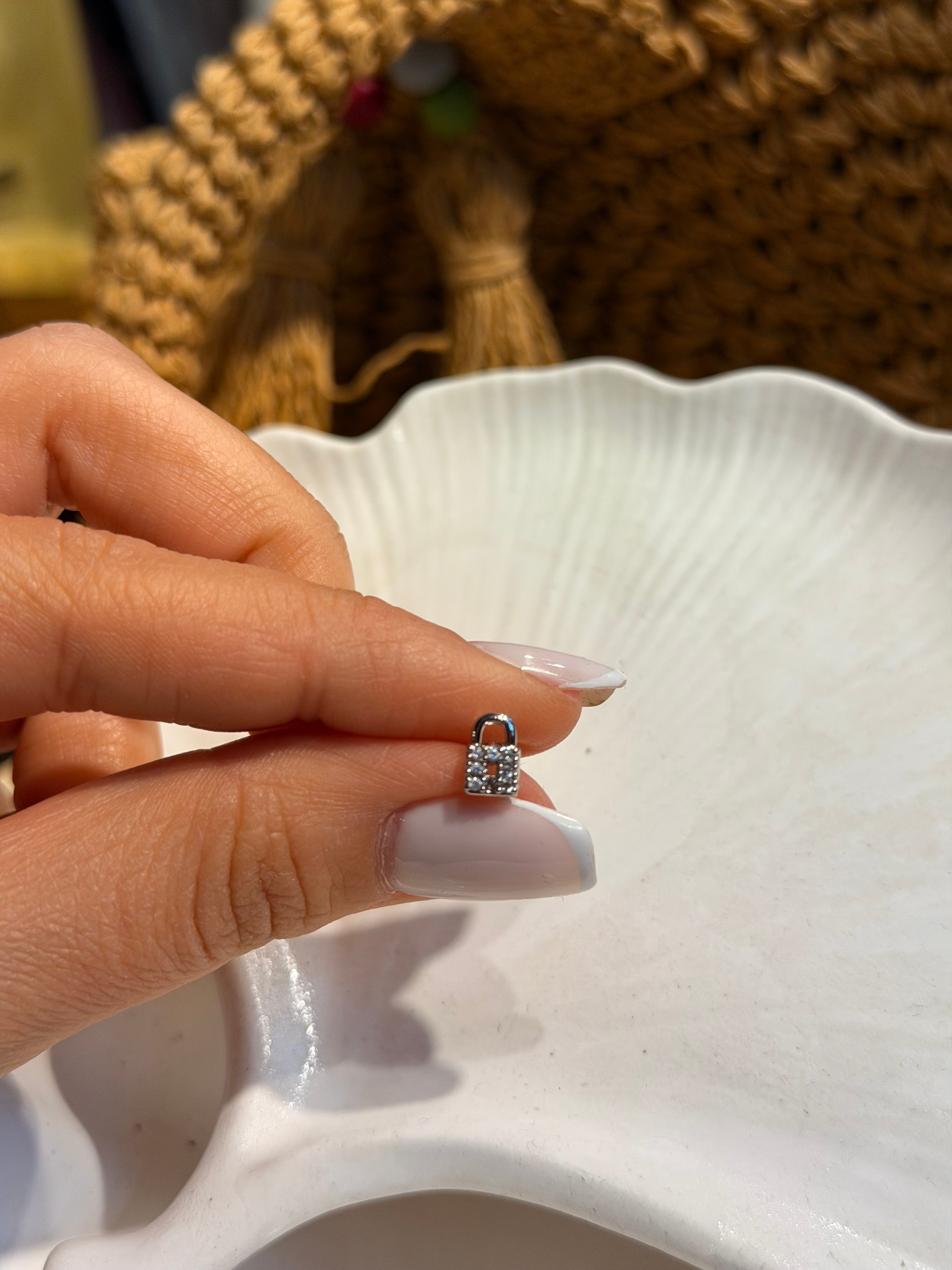 Kilit Model Cerrahi Piercing Silver