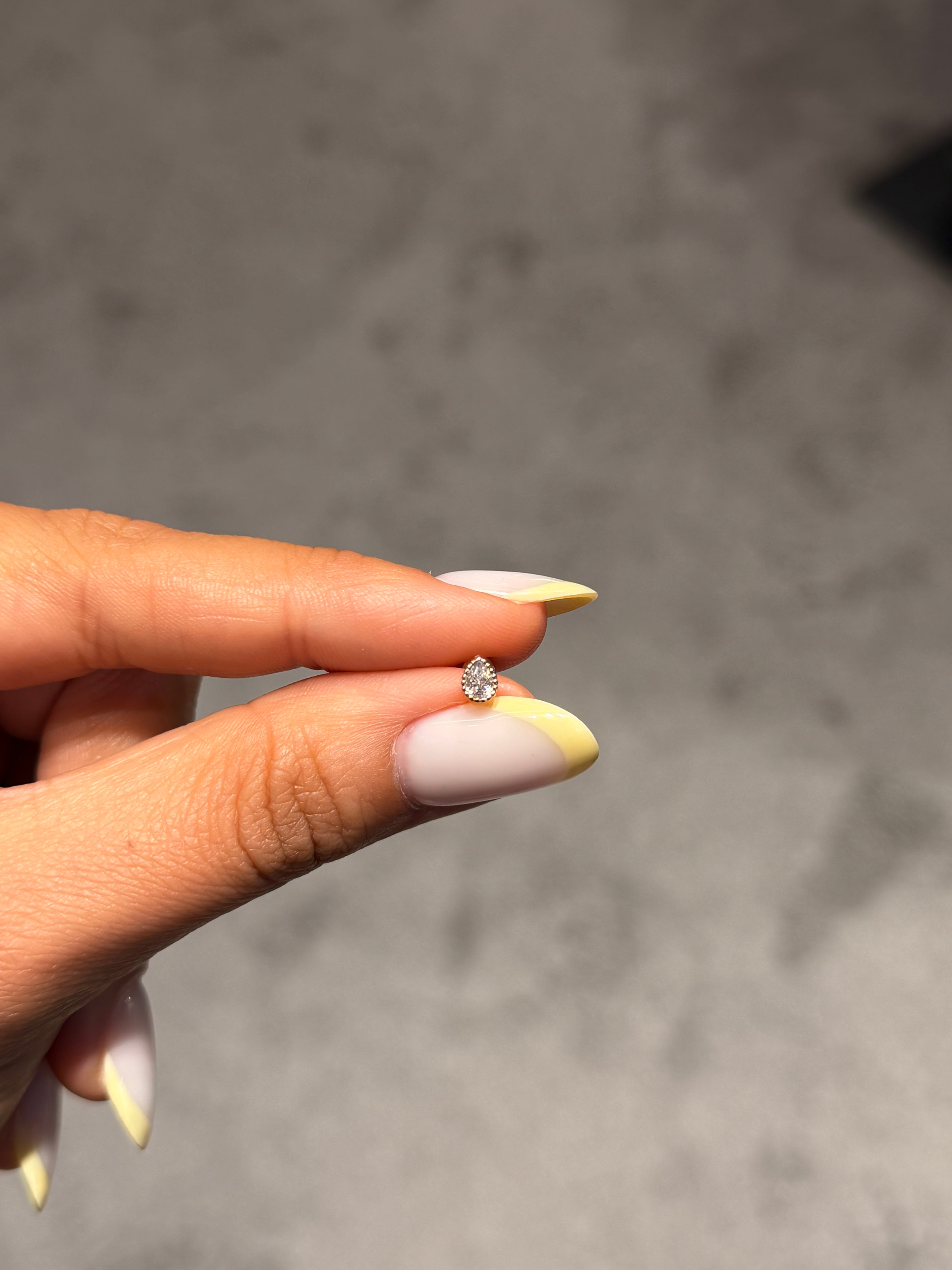 Mini Pırlanta Damla Cerrahi Piercing Gold