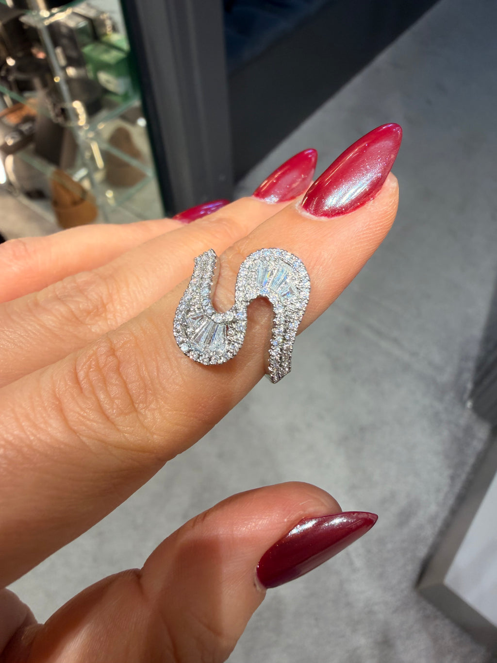 Şık Dalga Pırlanta Modeli Ayarlanabilir Yüzük Silver