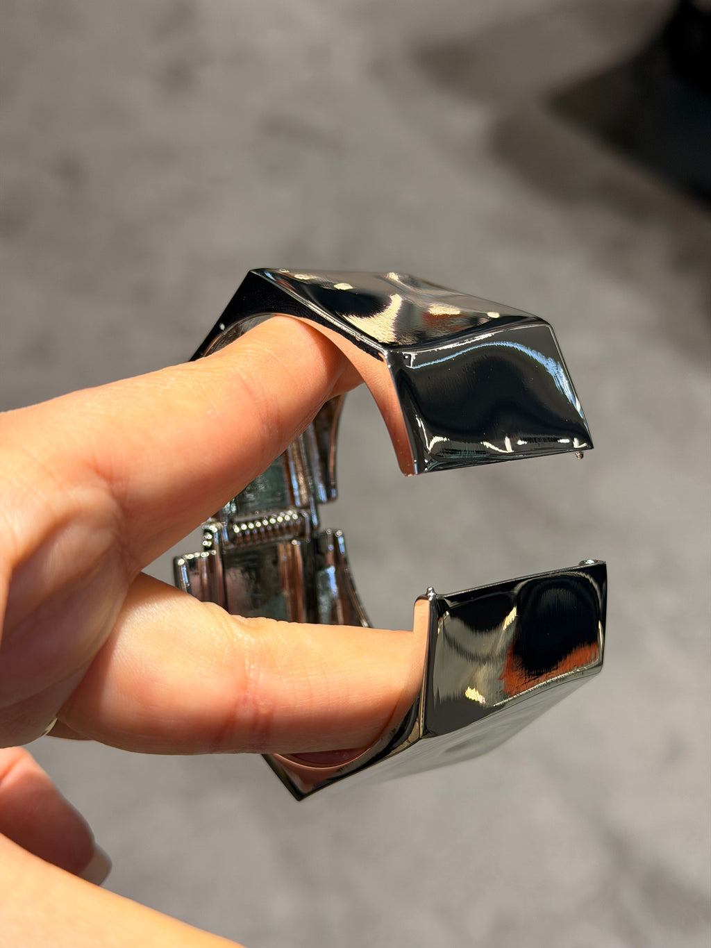 Silver Edge Kalın Bileklik