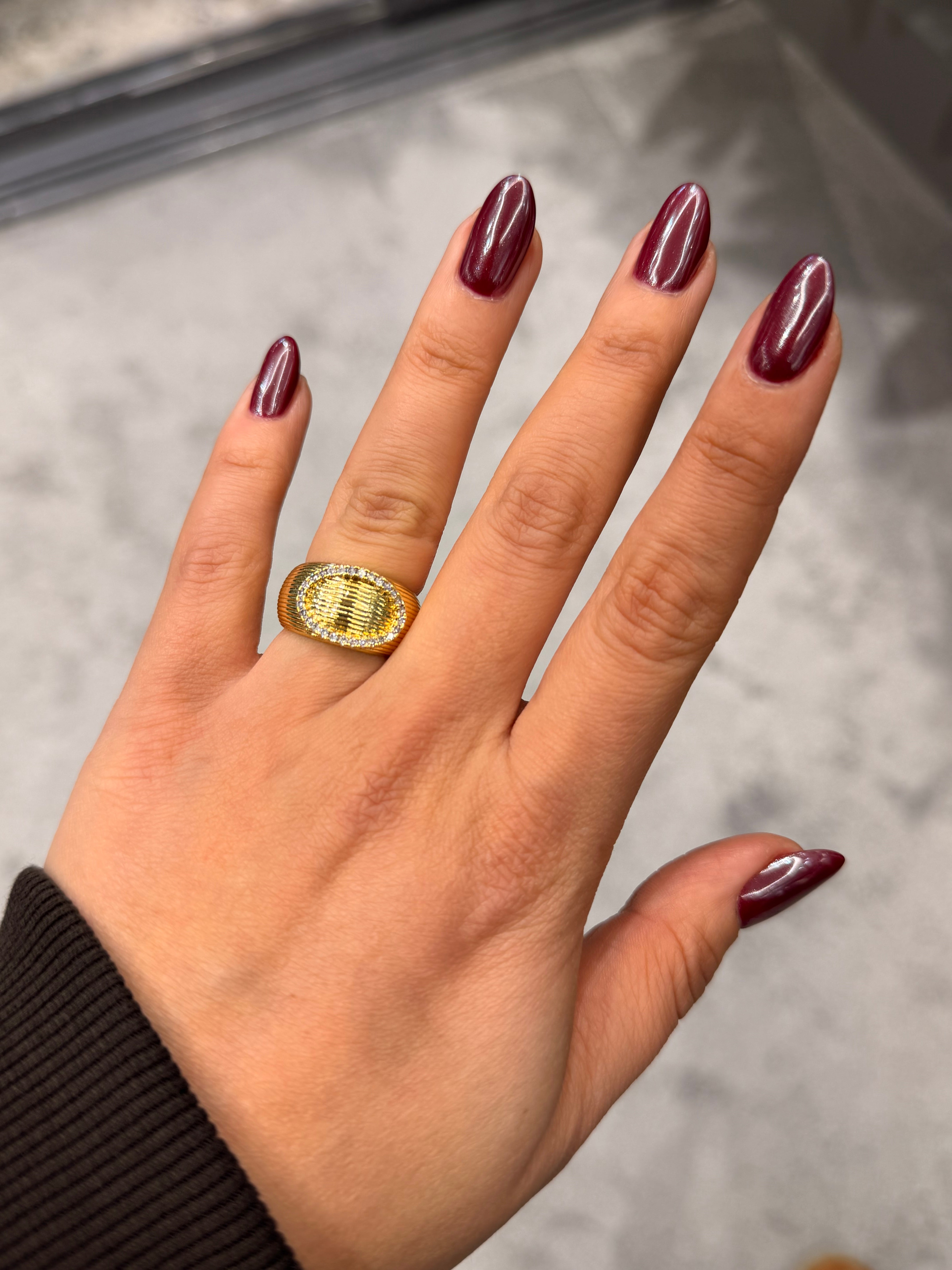 Kalın Tasarım Ayarlanabilir Gold Yüzük Ürün ana görseli