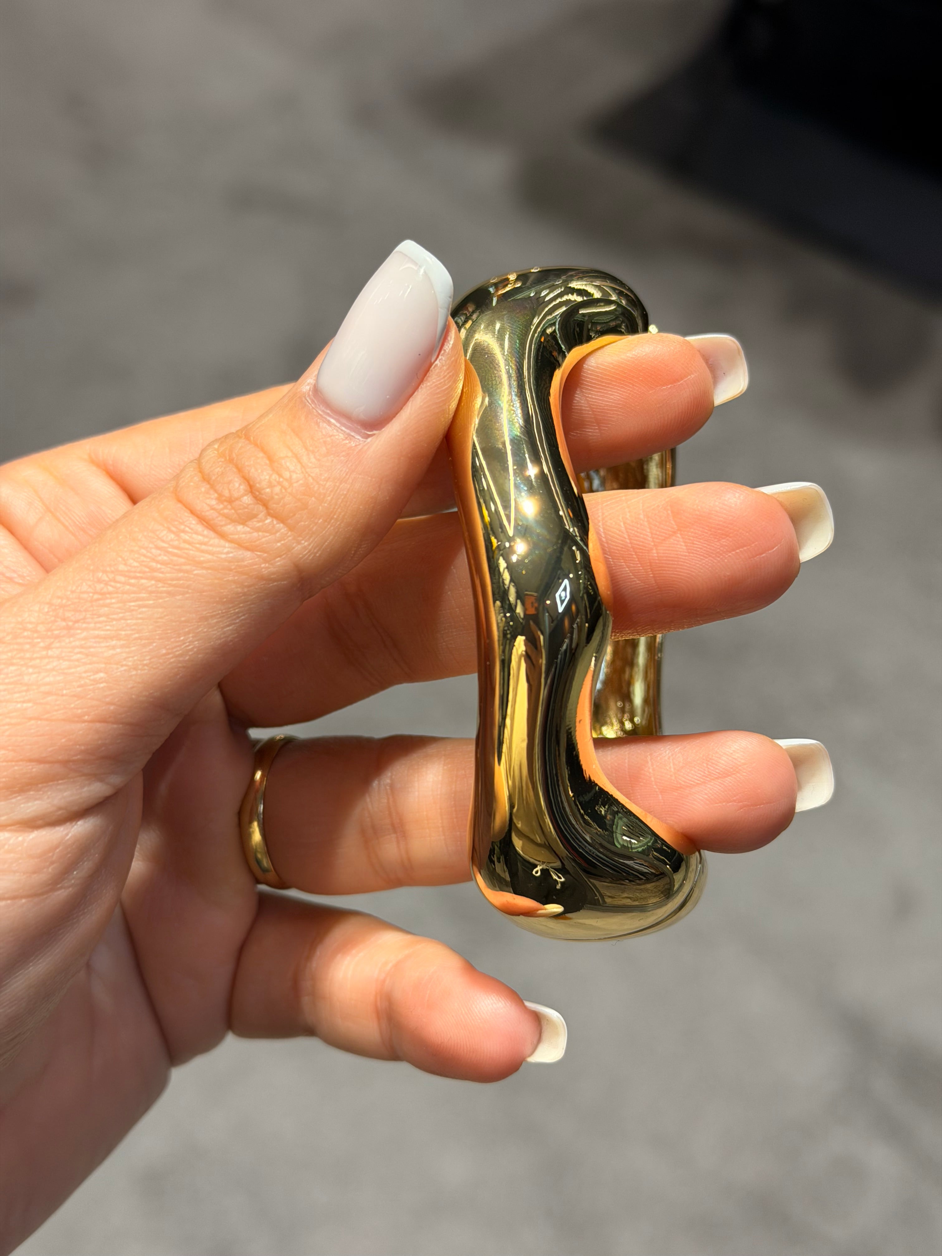 Tasarım Dalgalı Bileklik Ürün ikincil görseli