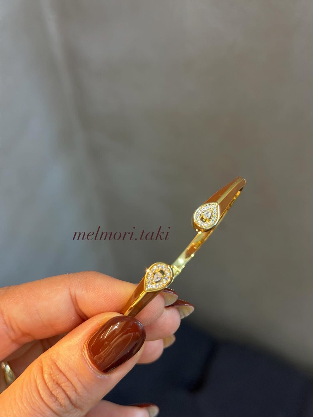 Xuping Kelepçe Bileklik