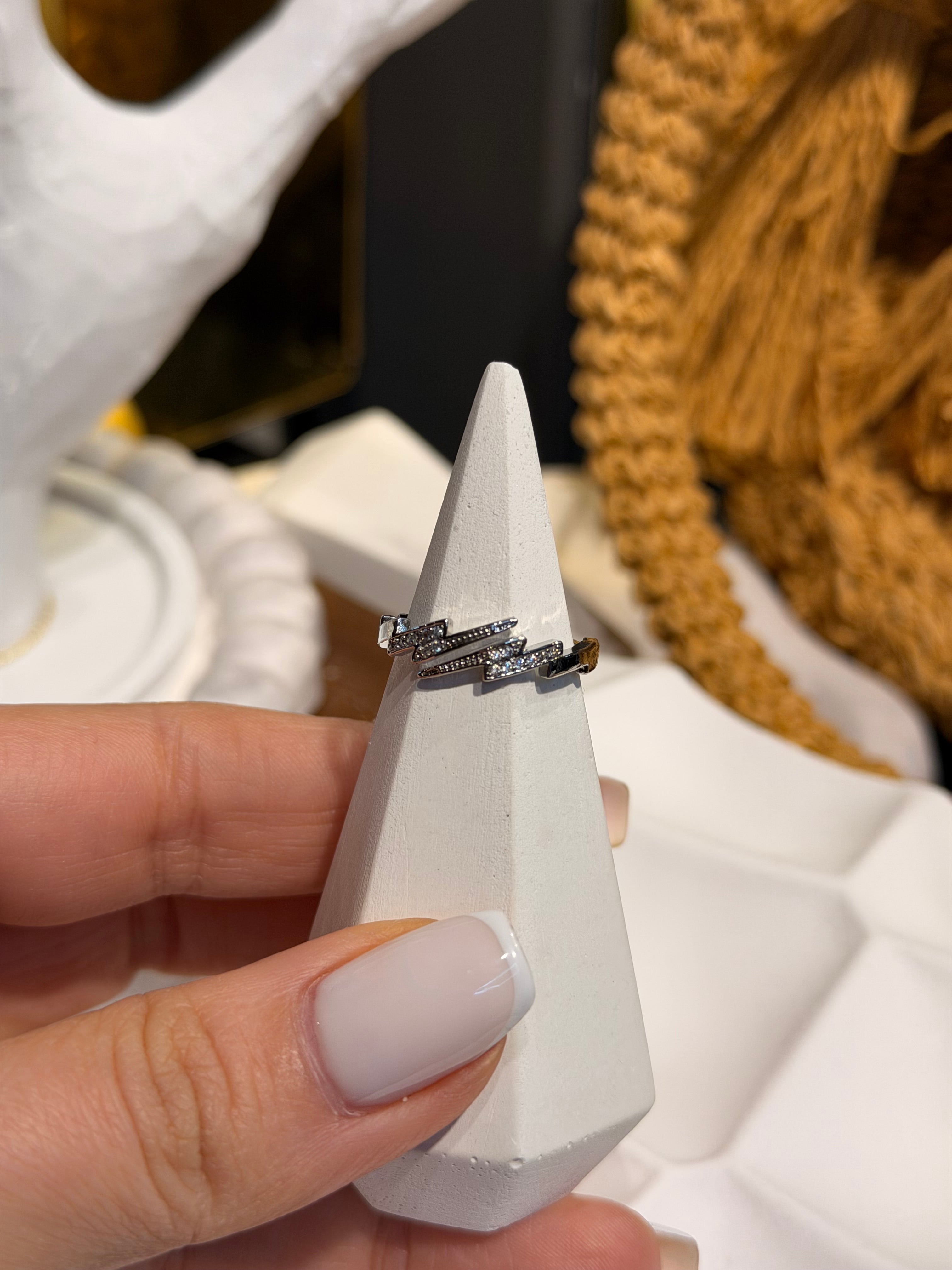 Şimşek Model Ayarlanabilir Yüzük Silver Ürün ikincil görseli