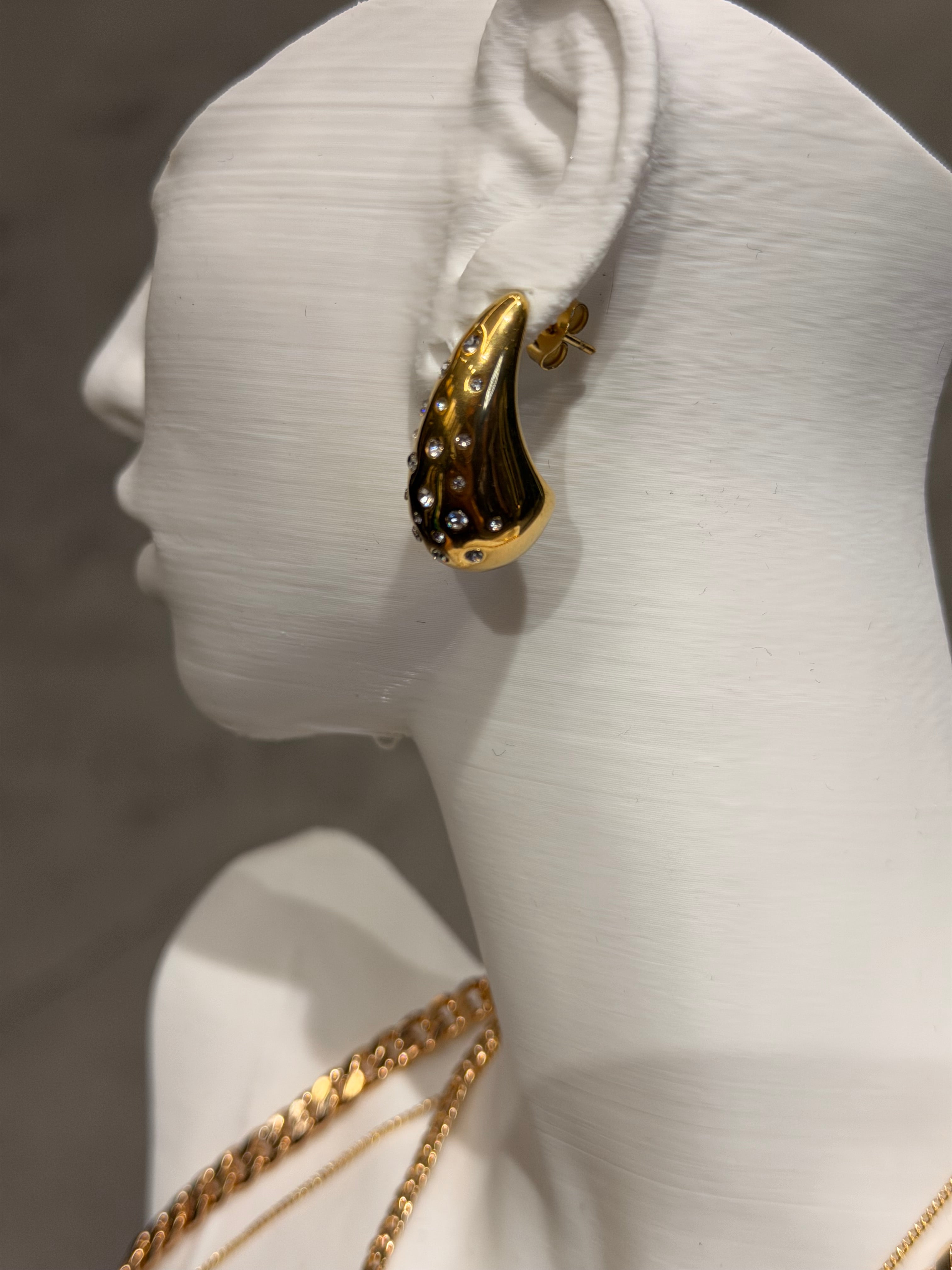 Taşlı Damla Küpe Gold
