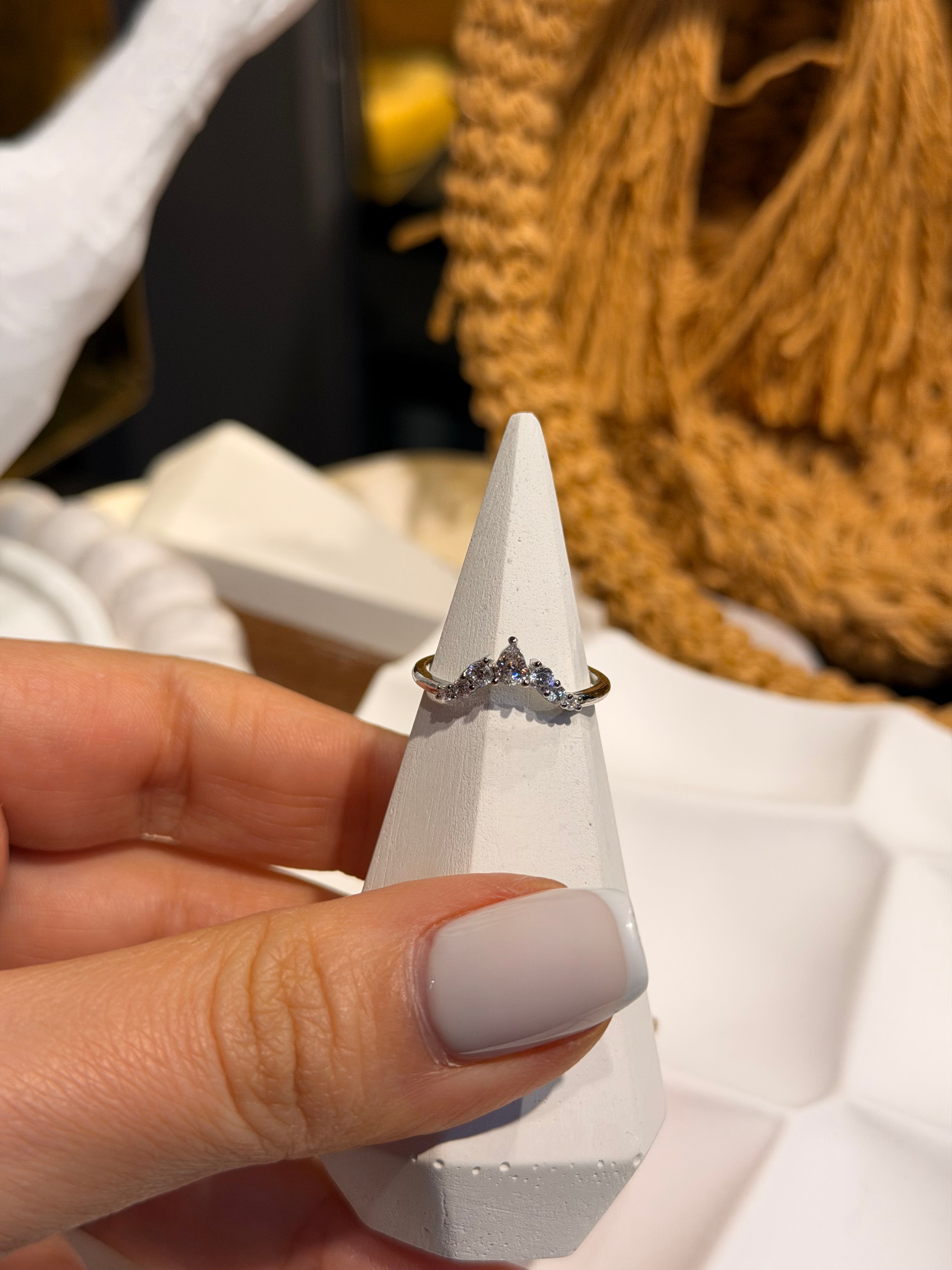 Taç Model Ayarlanabilir Yüzük Silver