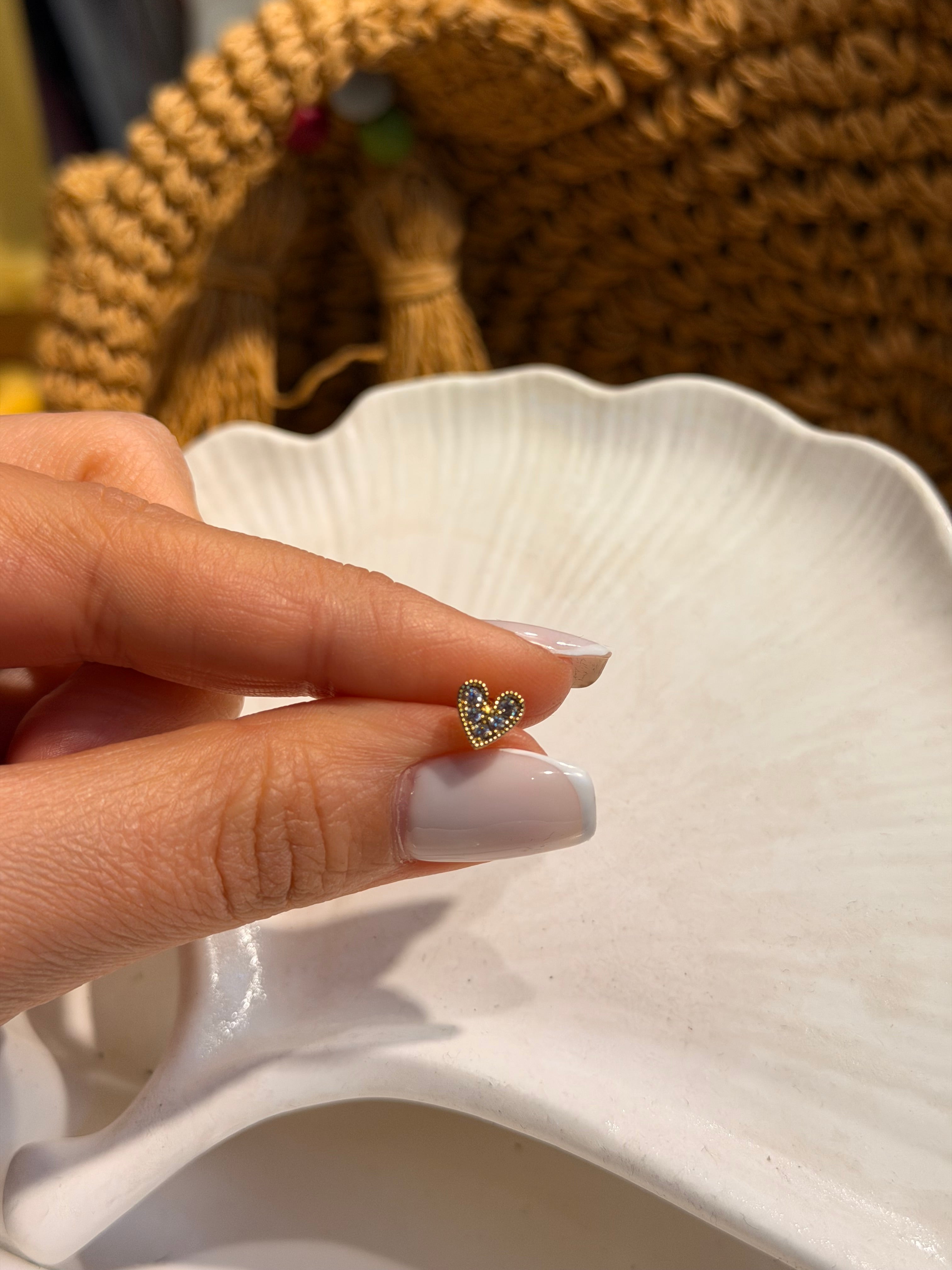 Kalp Model Cerrahi Piercing Gold Ürün ana görseli