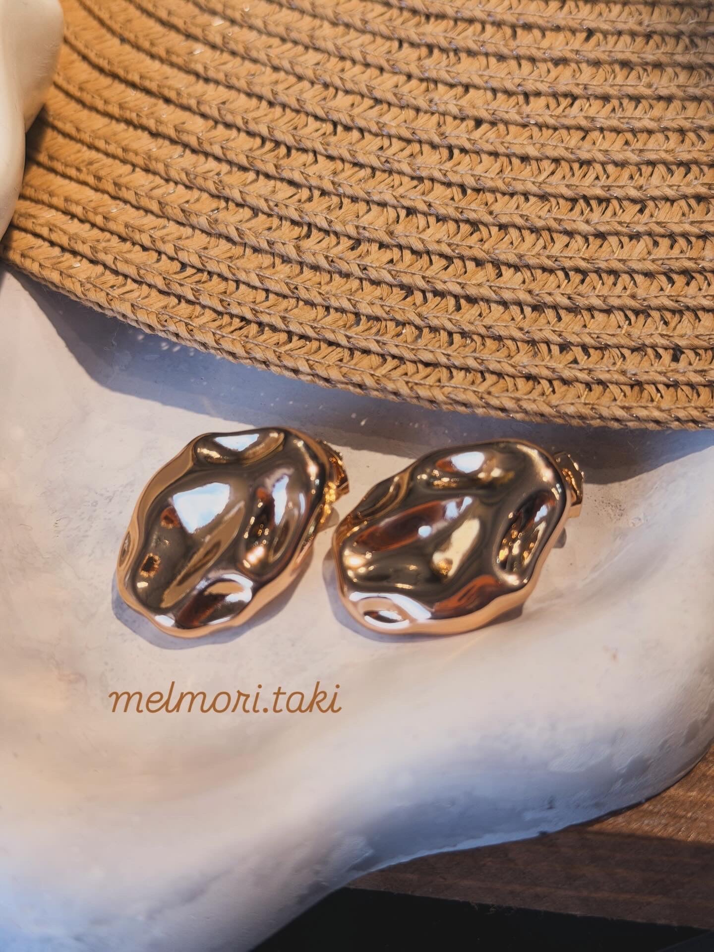 Xuping Vıntage Plaka Model Küpe Ürün ana görseli