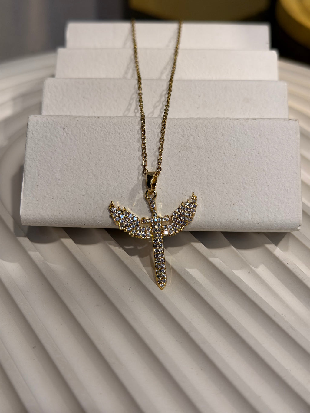 Taşlı Büyük Anka Şans Kolyesi Gold